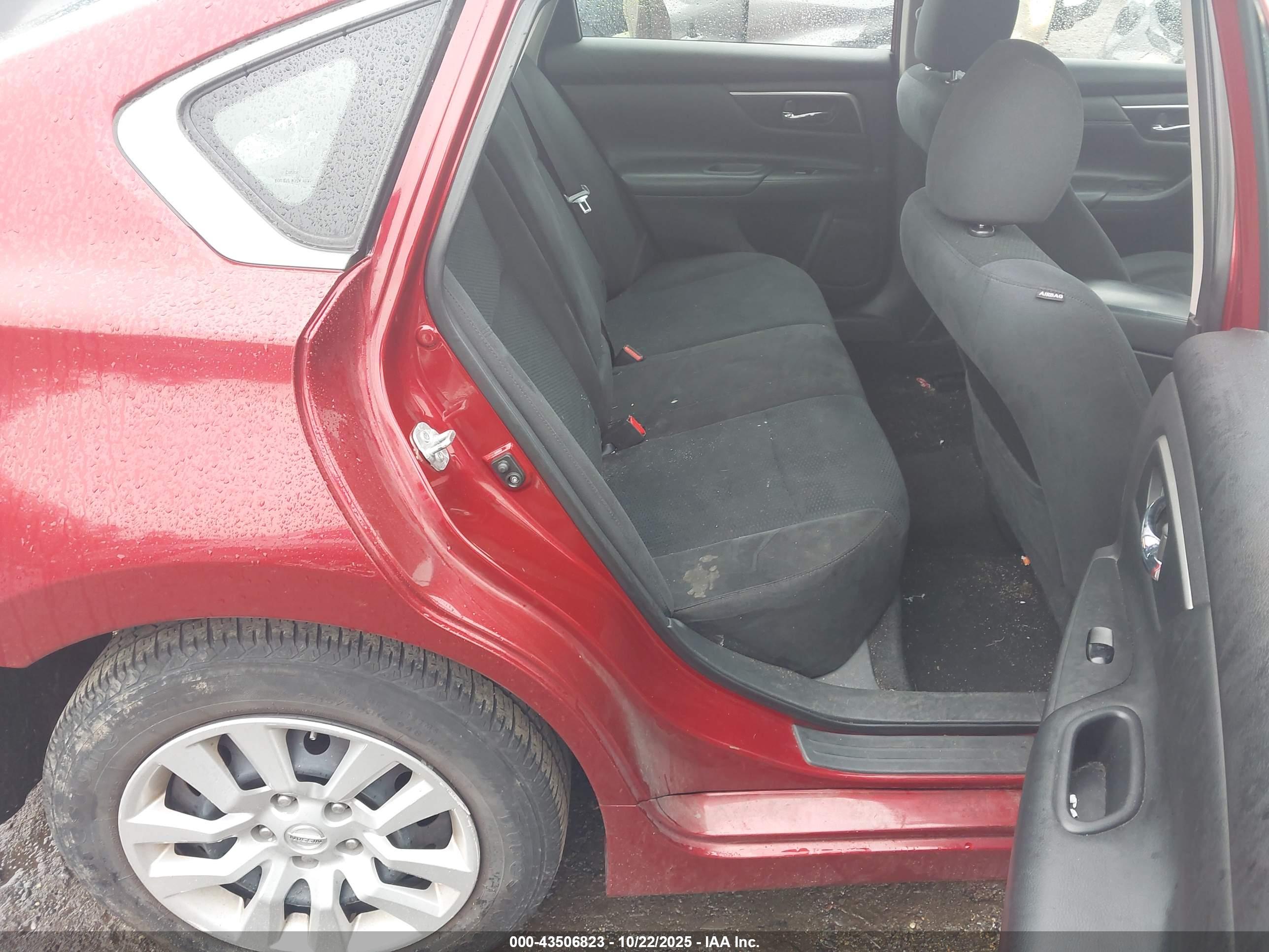 NISSAN ALTIMA image 8
