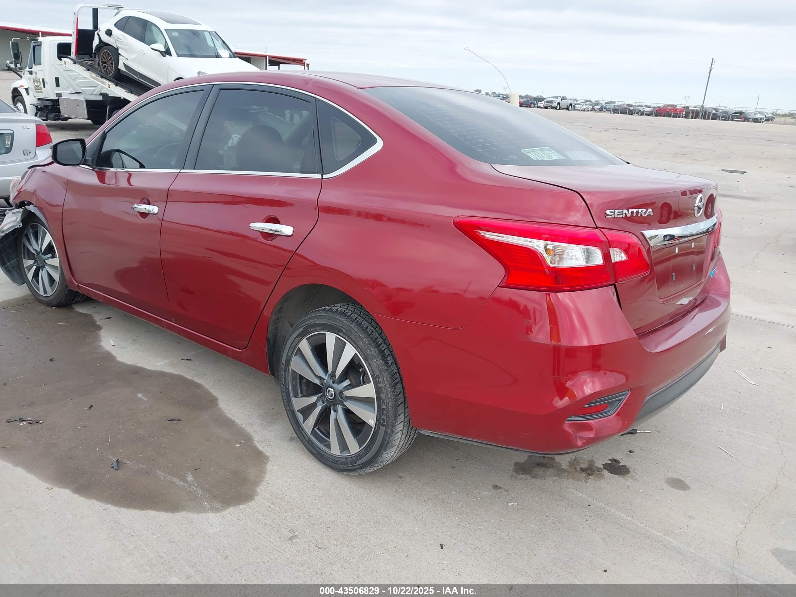 NISSAN SENTRA image 3