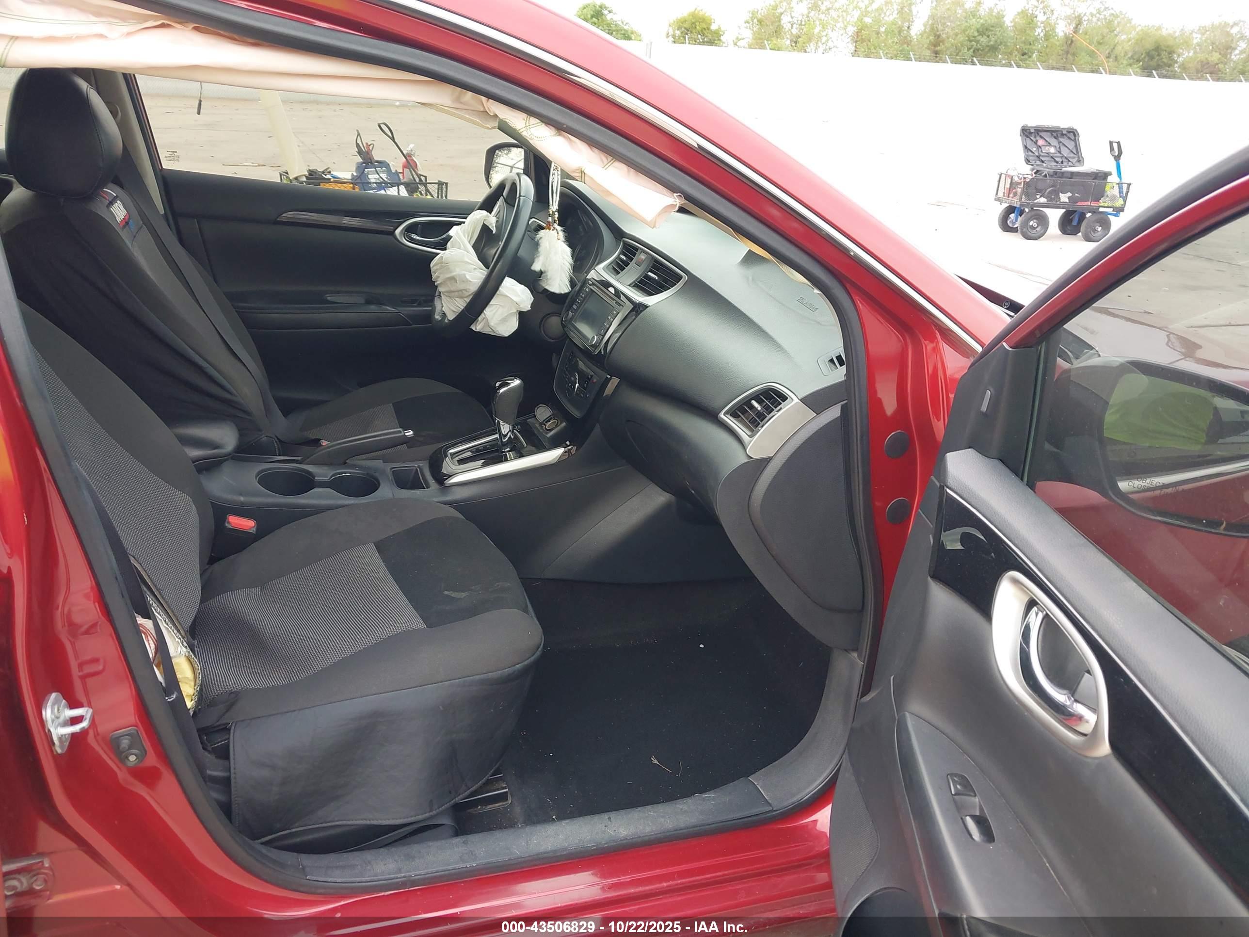 NISSAN SENTRA image 5