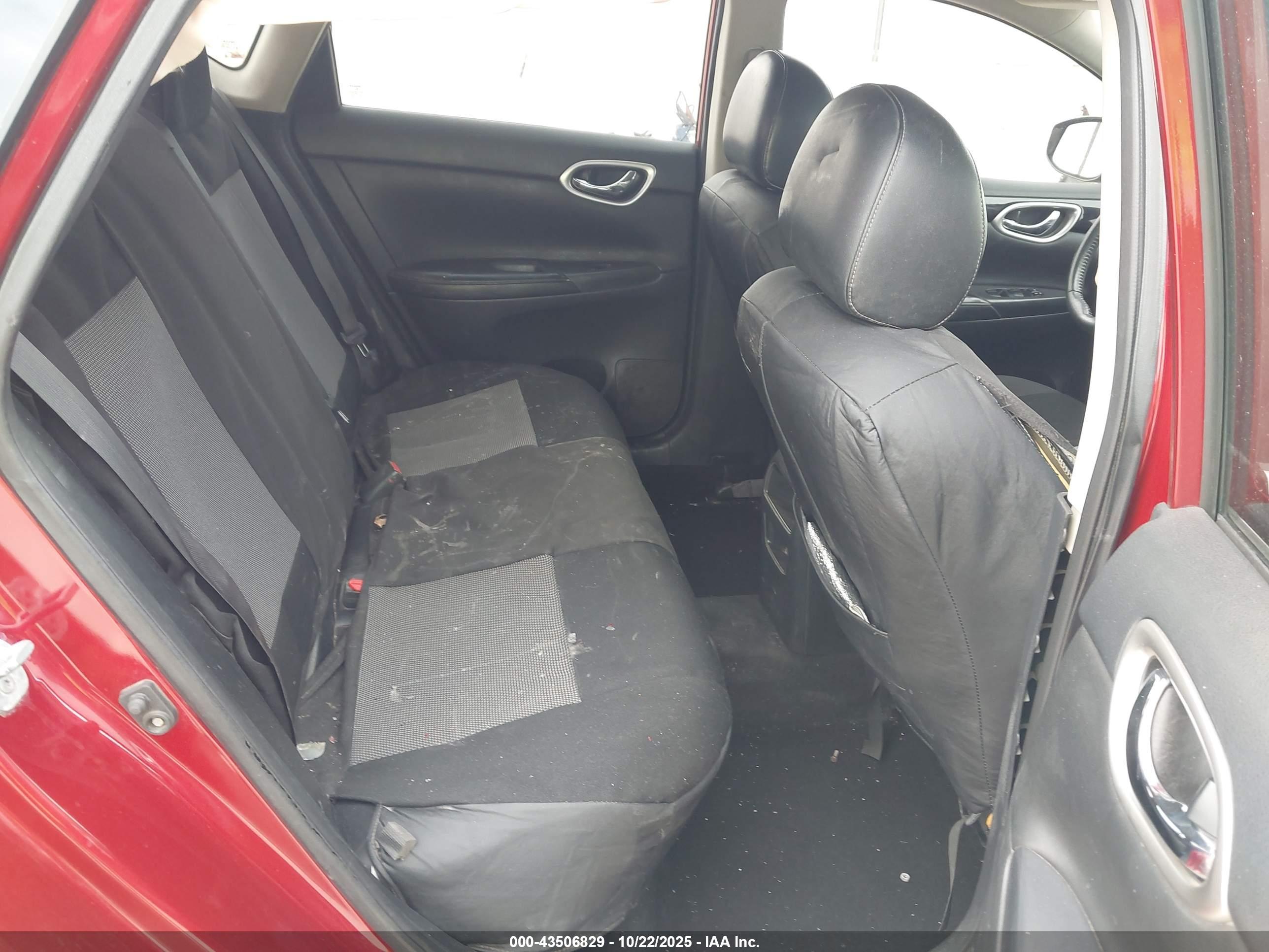 NISSAN SENTRA image 8