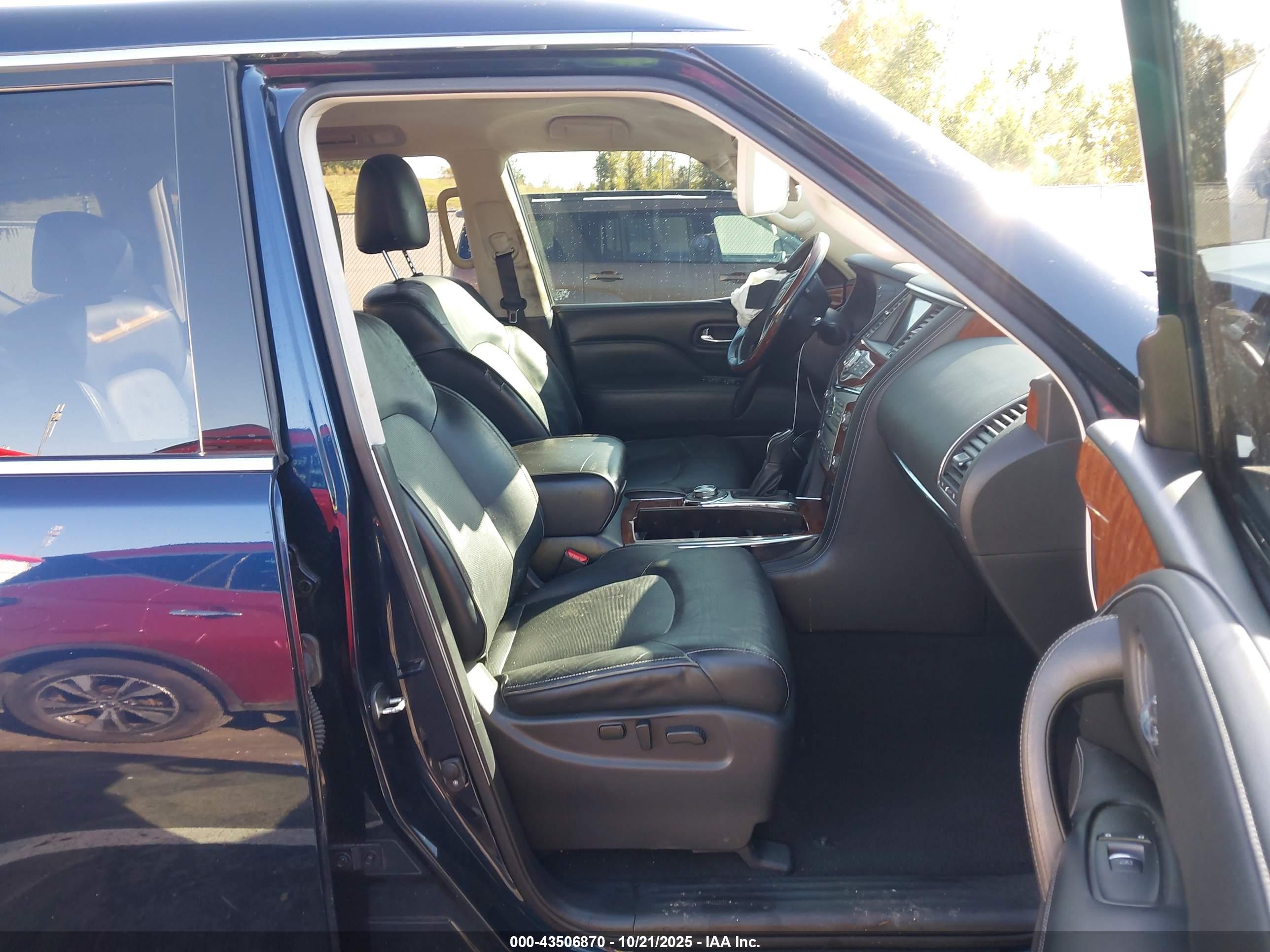 INFINITI QX80 image 5