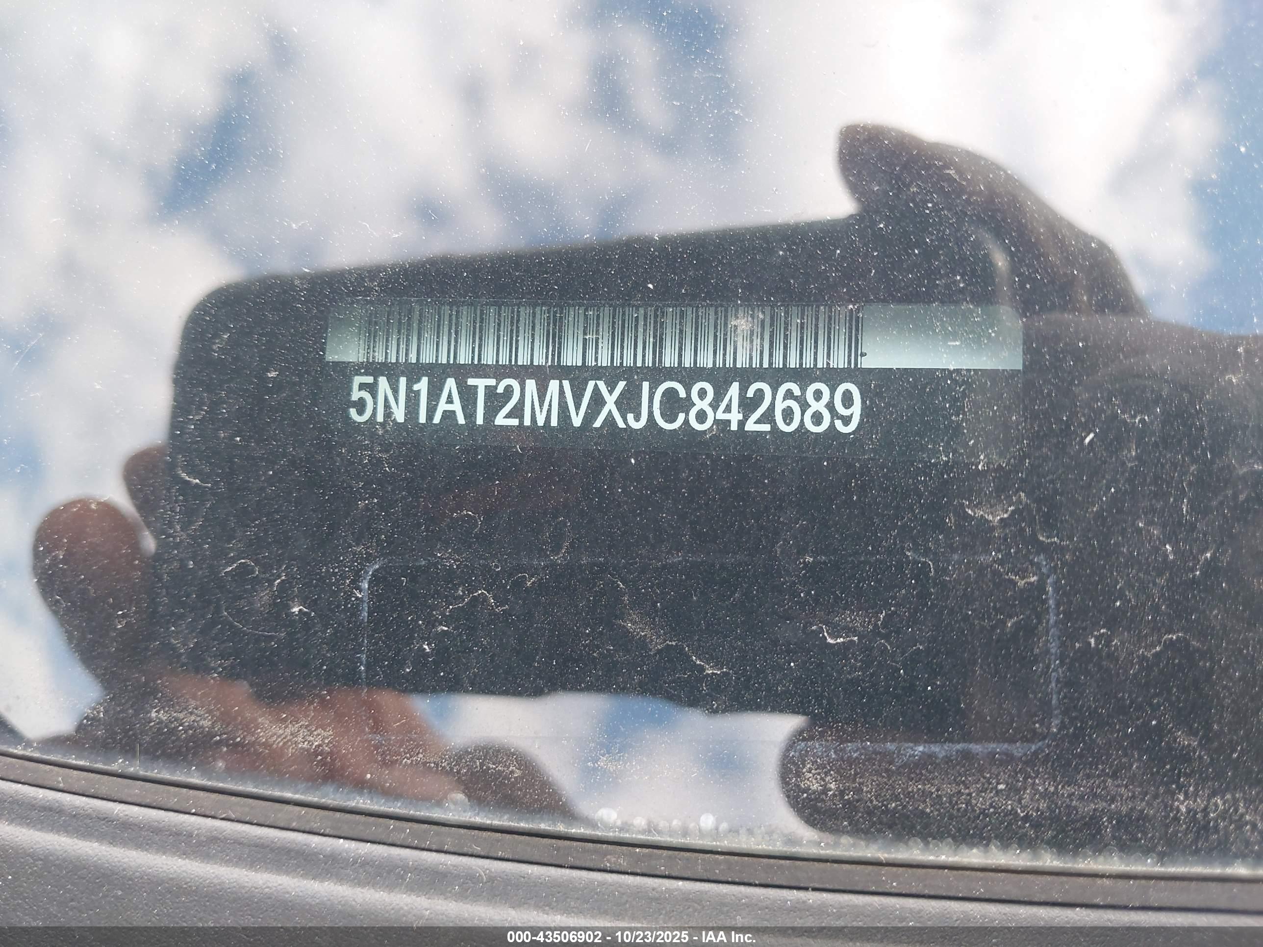 NISSAN ROGUE image 9