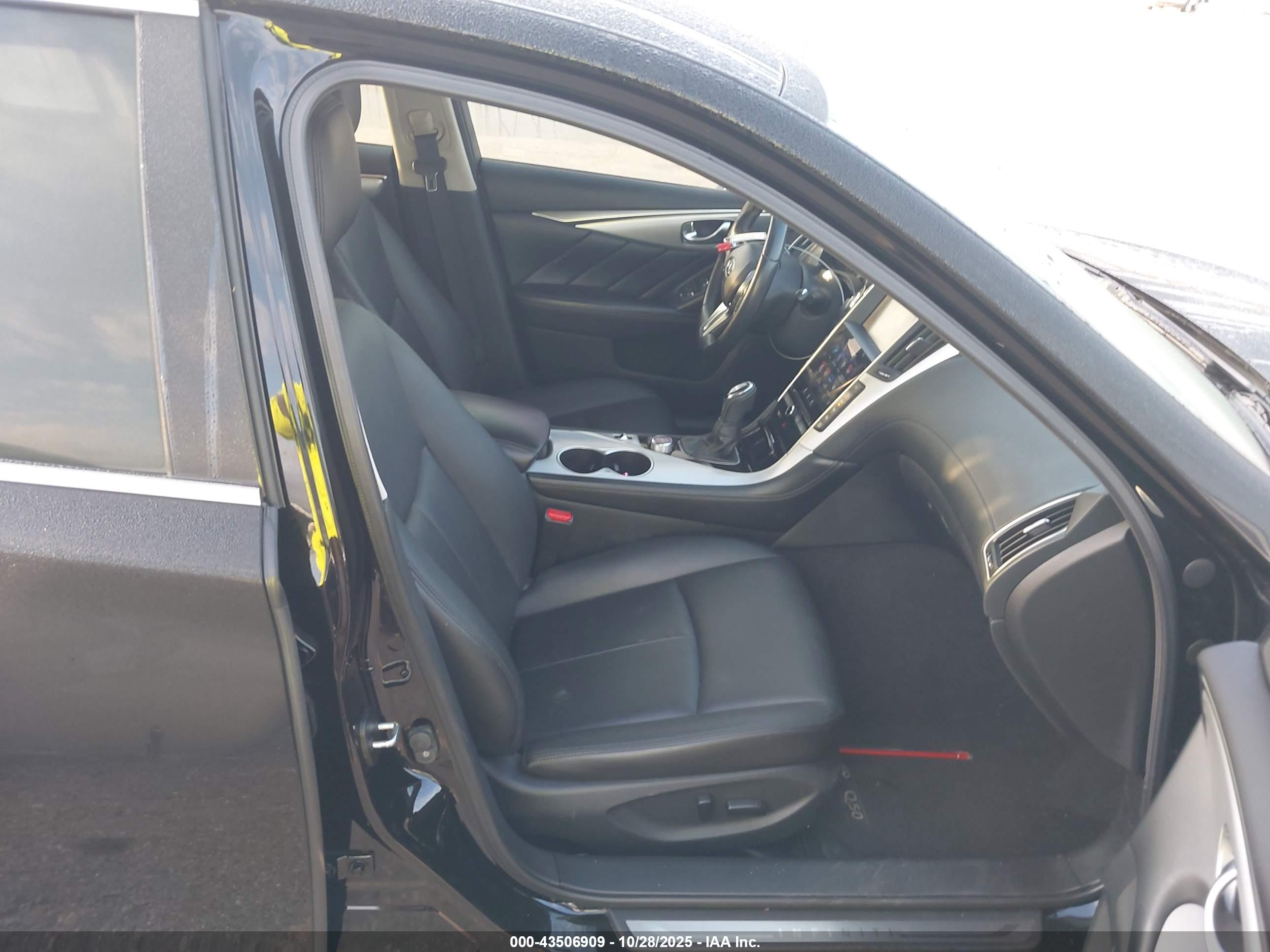 INFINITI Q50 image 5