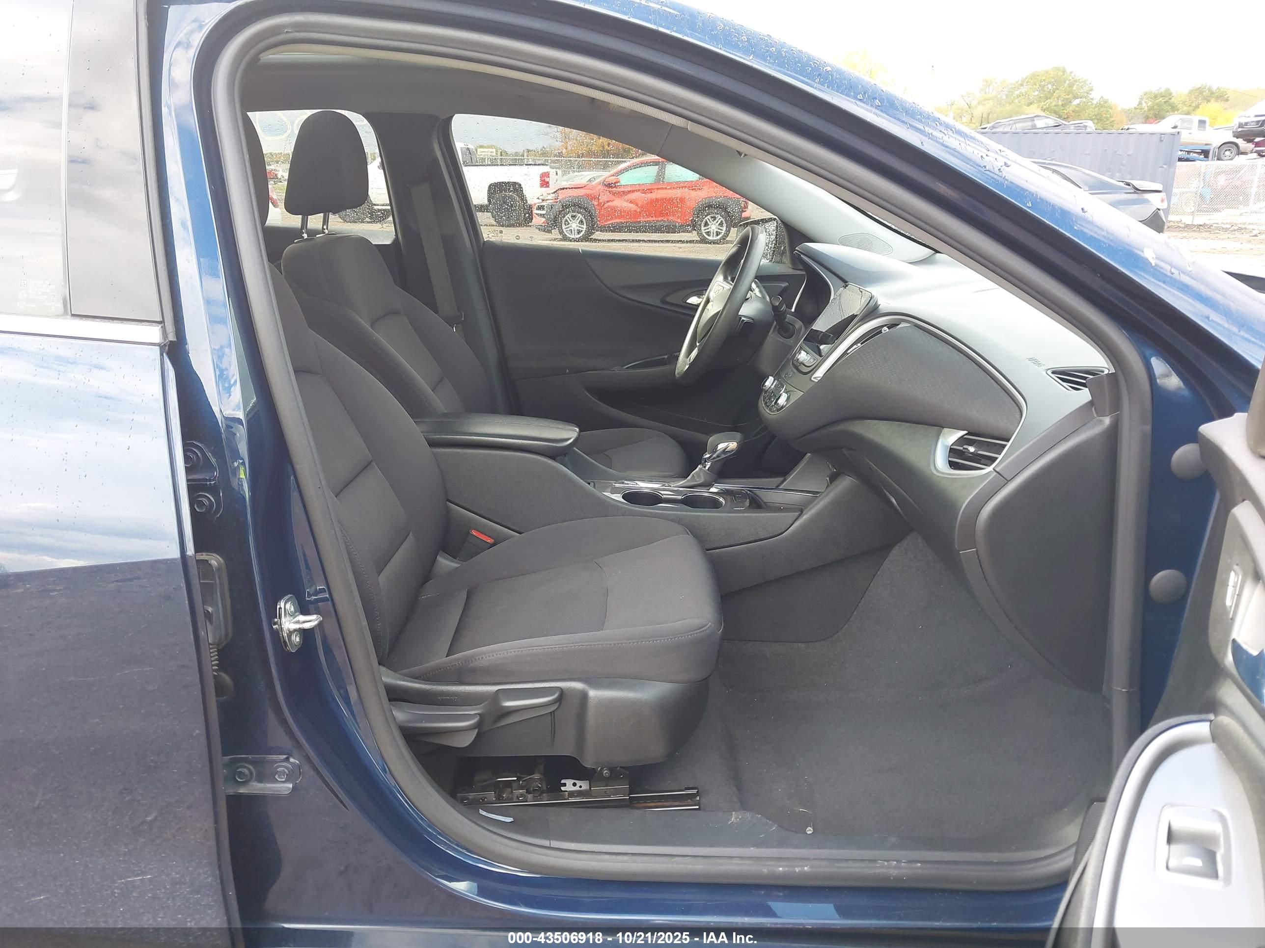 CHEVROLET MALIBU image 5
