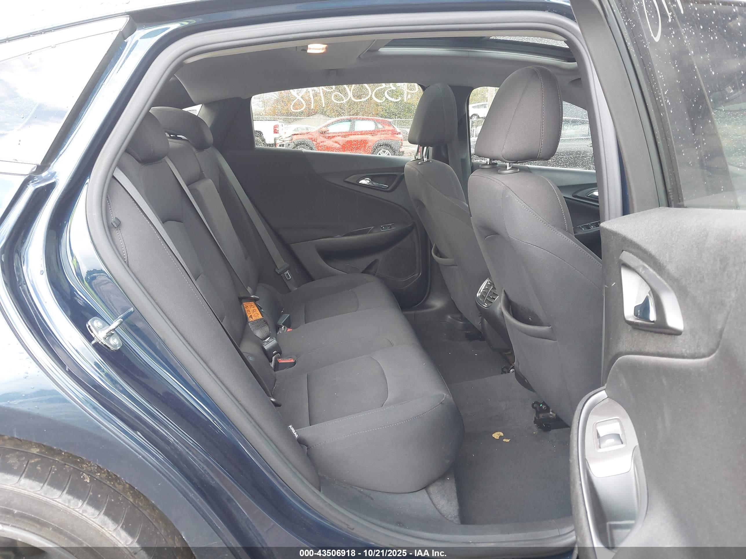 CHEVROLET MALIBU image 8