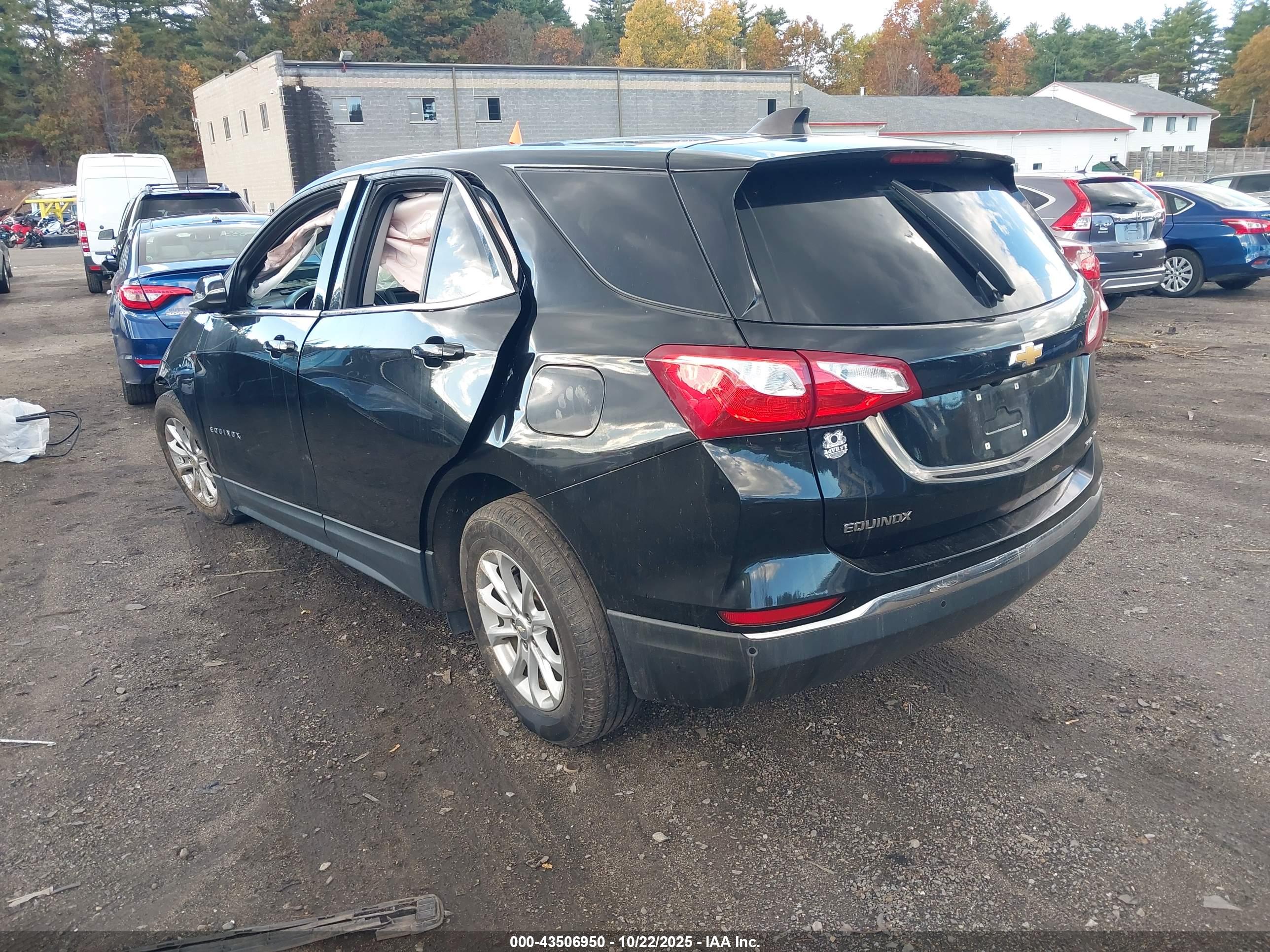 CHEVROLET EQUINOX image 3