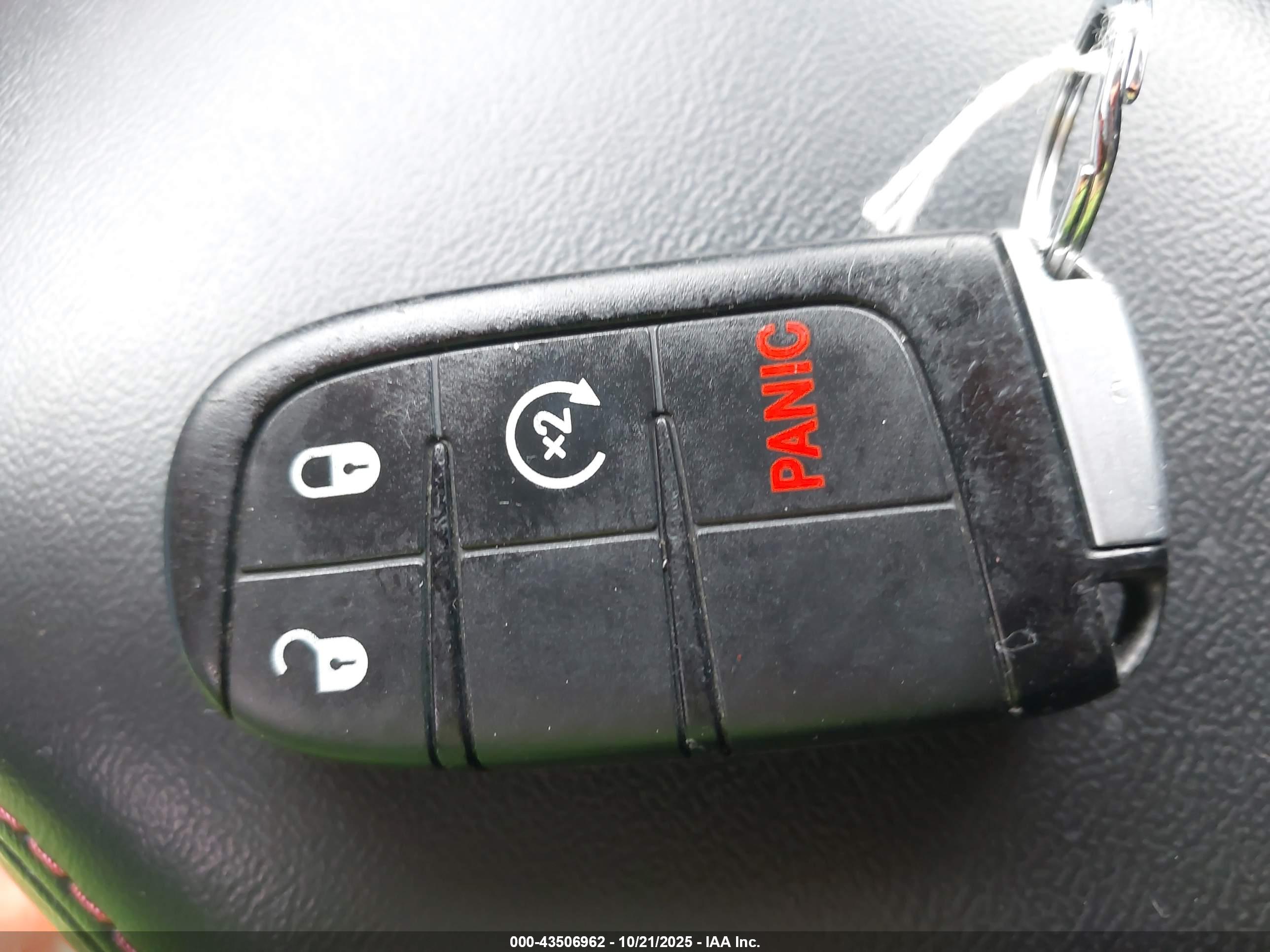 DODGE JOURNEY image 11