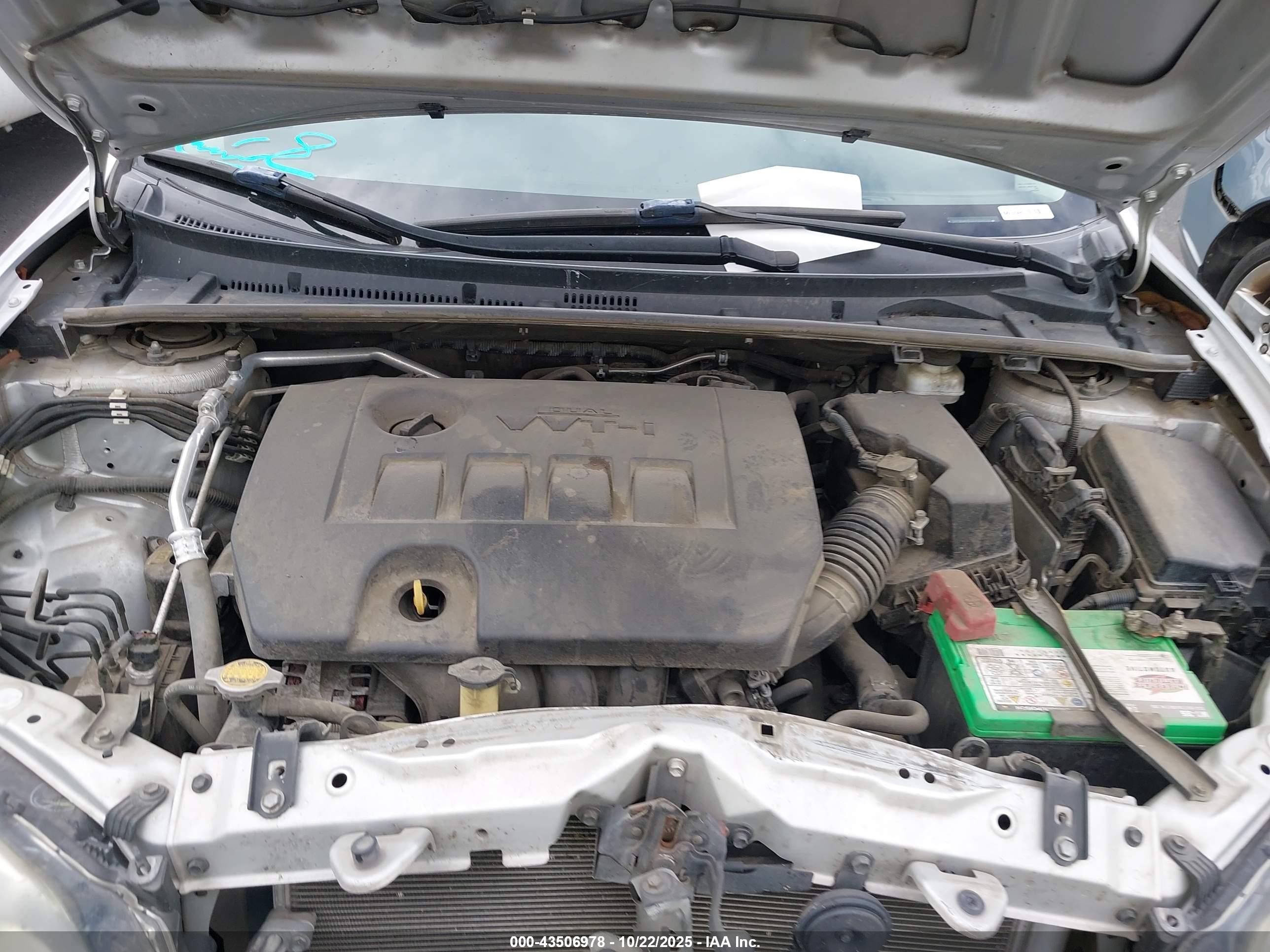 TOYOTA COROLLA image 10