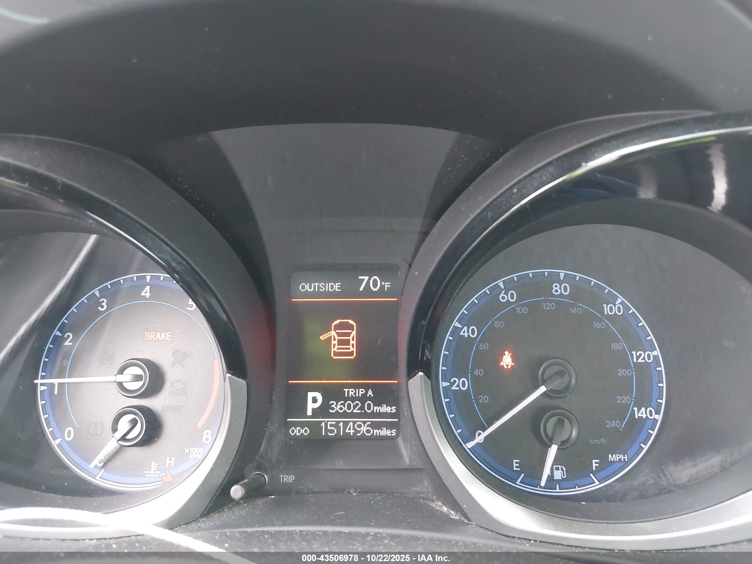 TOYOTA COROLLA image 7