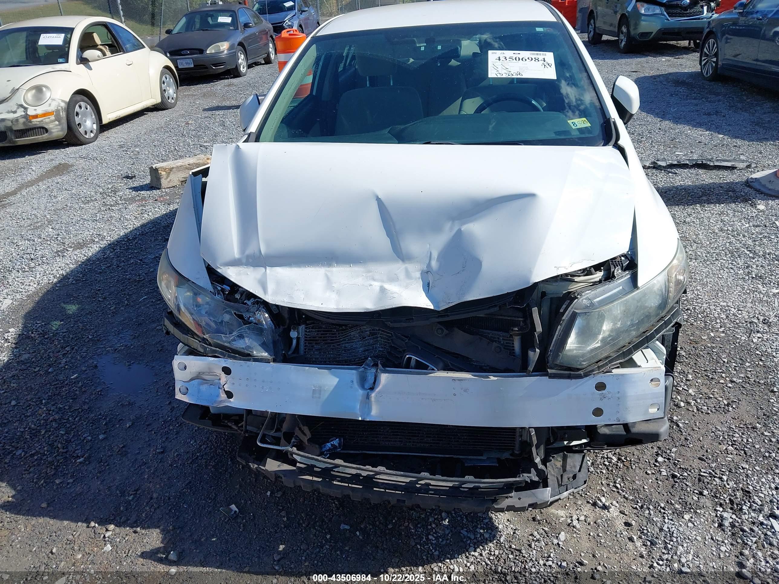 HONDA CIVIC image 6