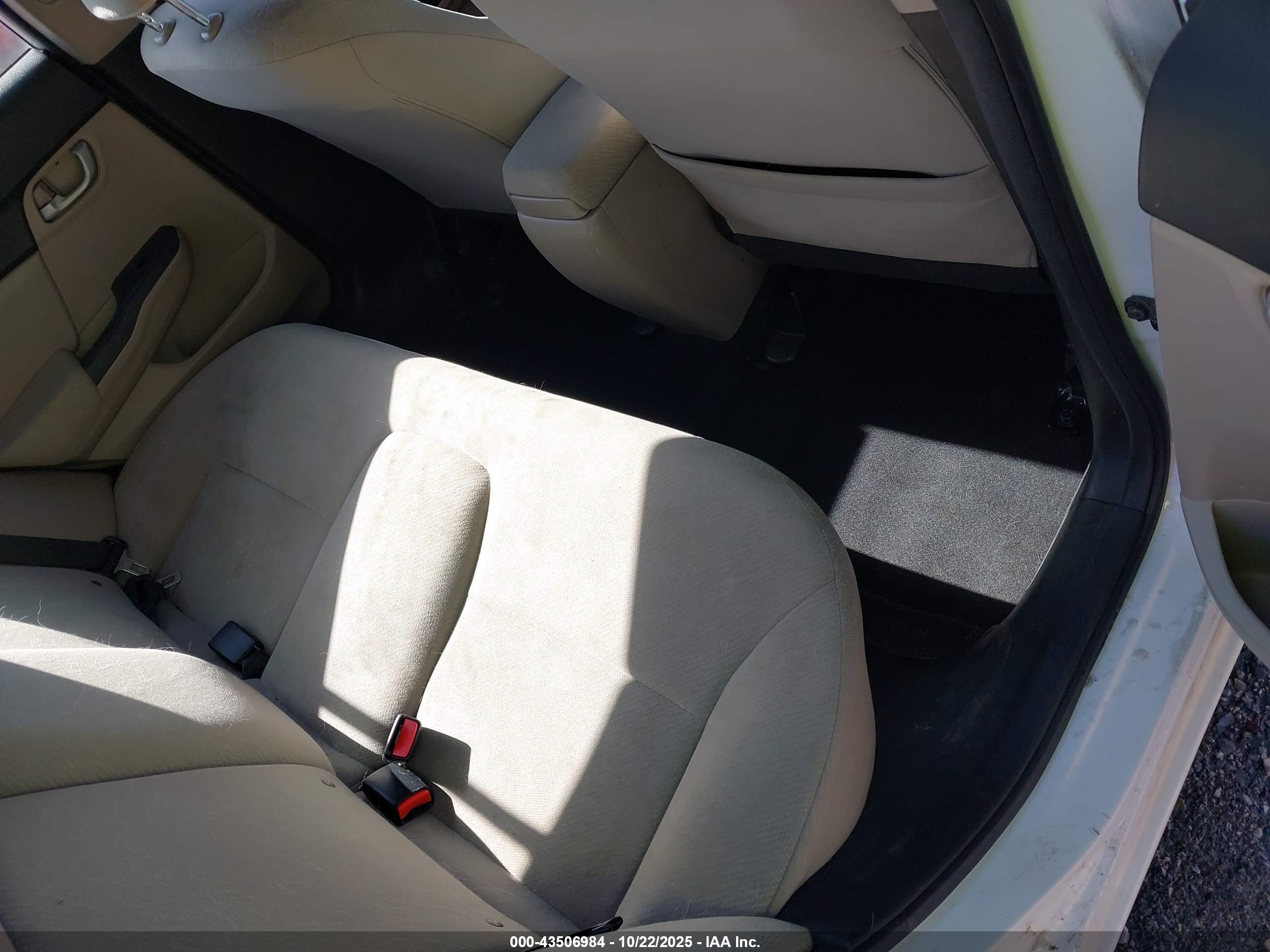 HONDA CIVIC image 8