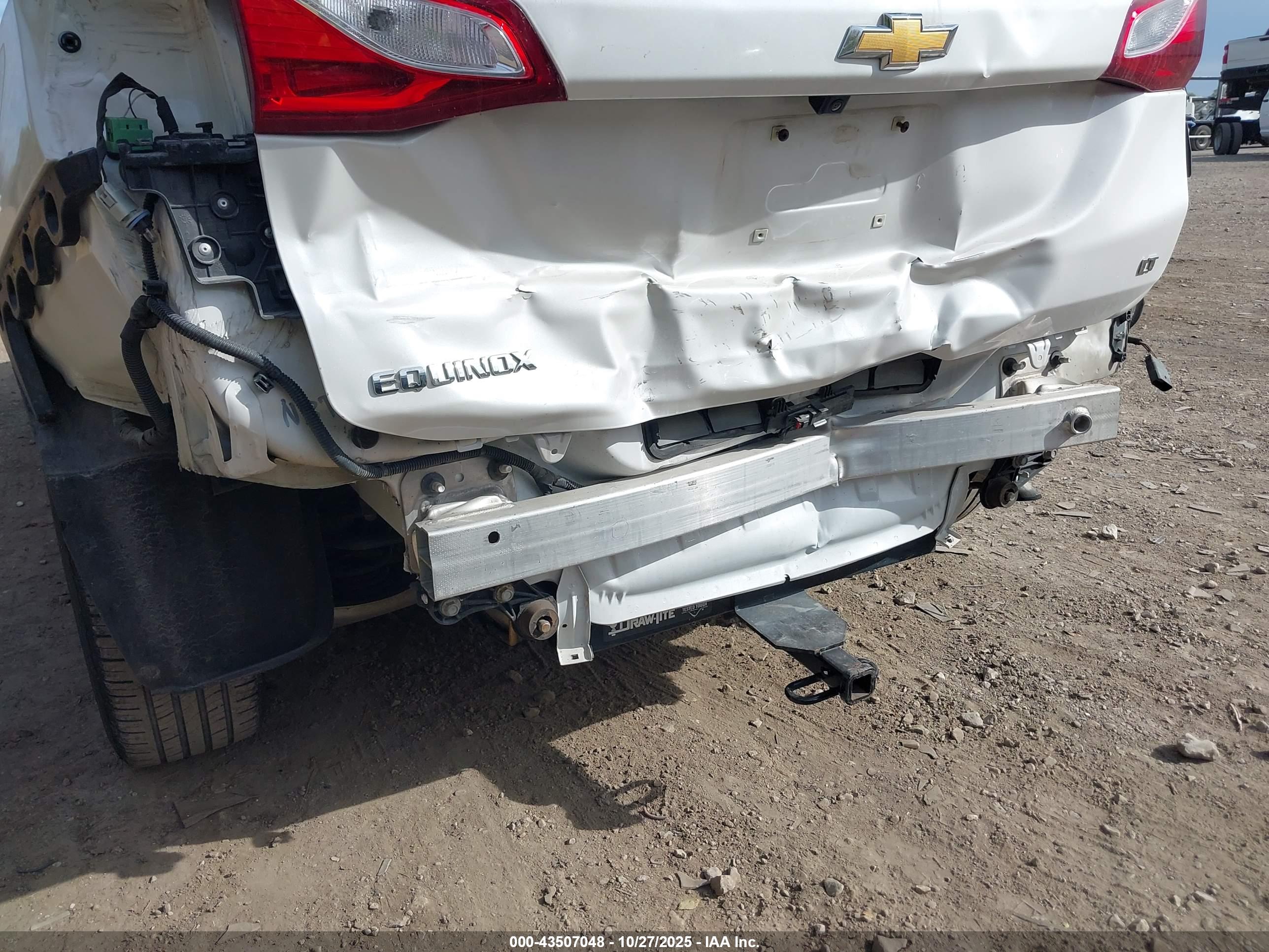 CHEVROLET EQUINOX image 6