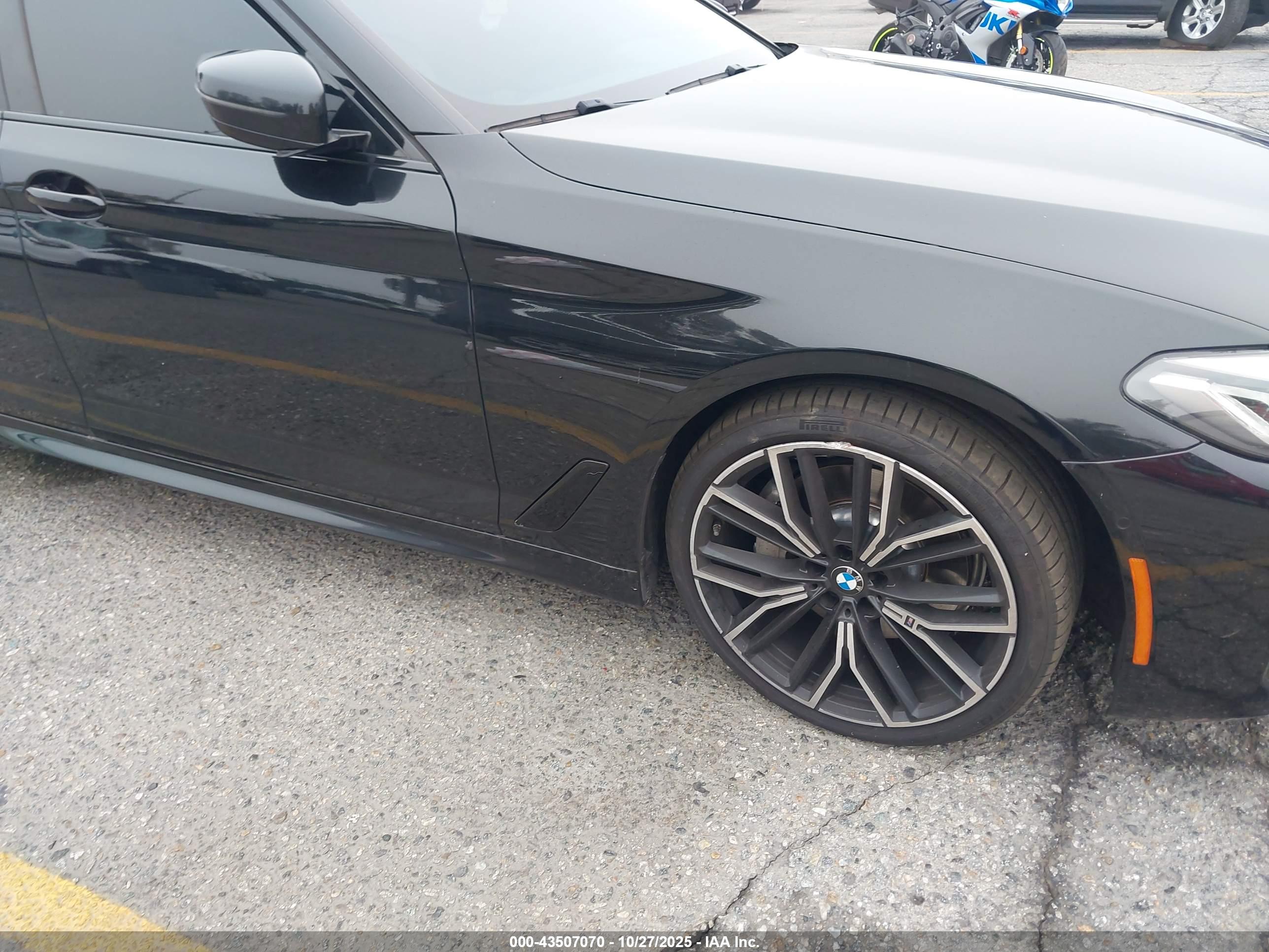 BMW 530 image 6