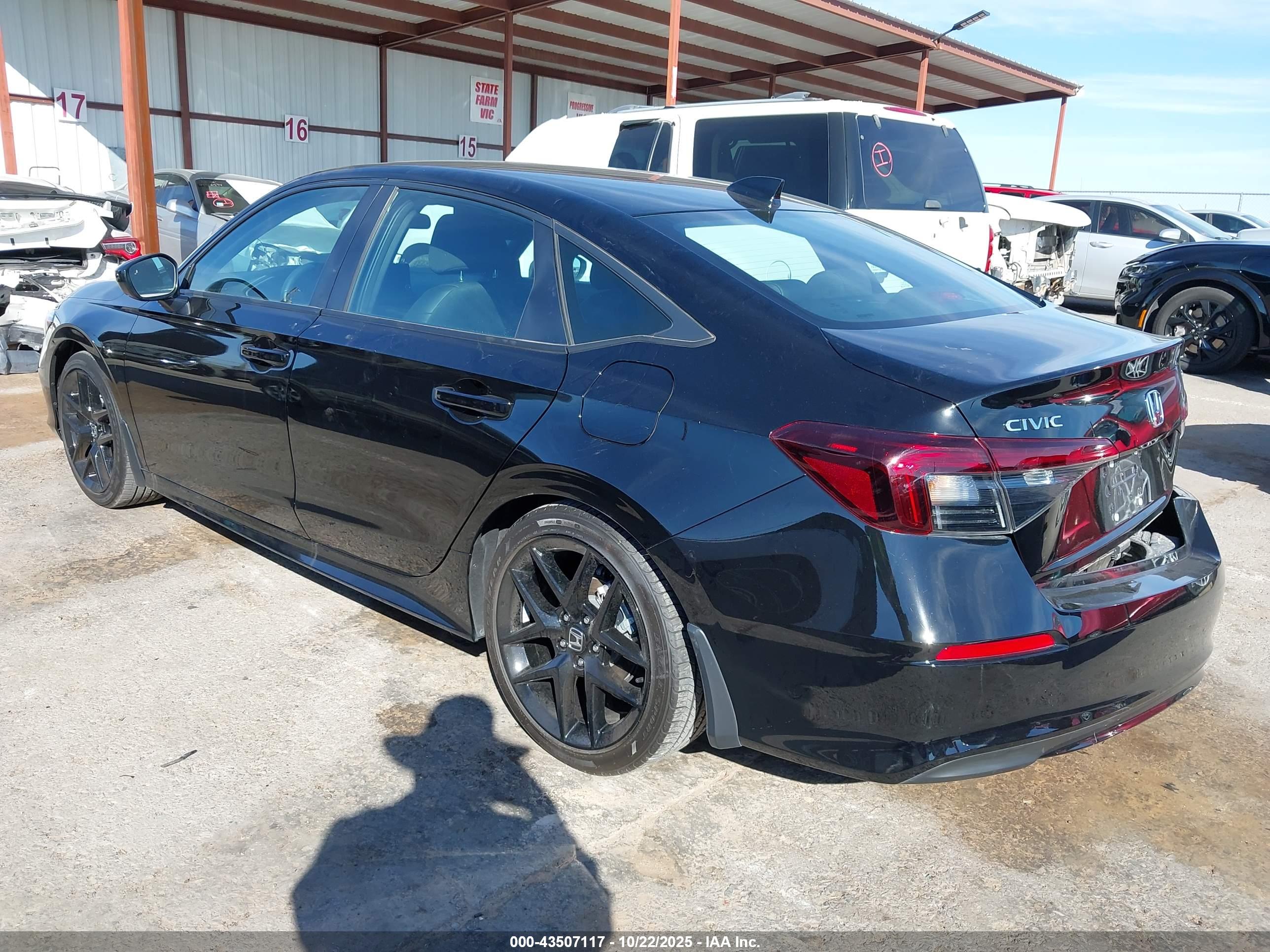 HONDA CIVIC image 3
