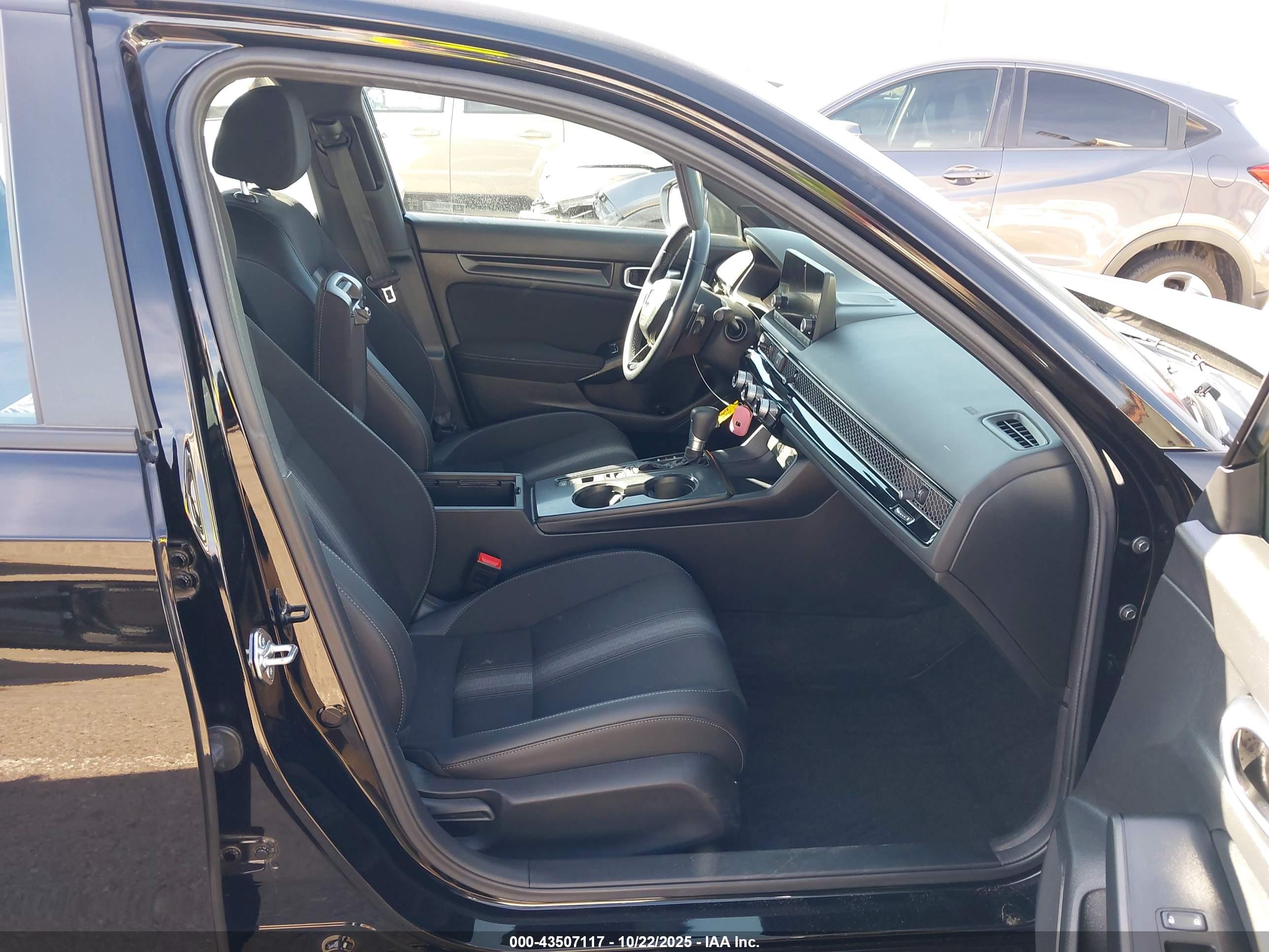 HONDA CIVIC image 5