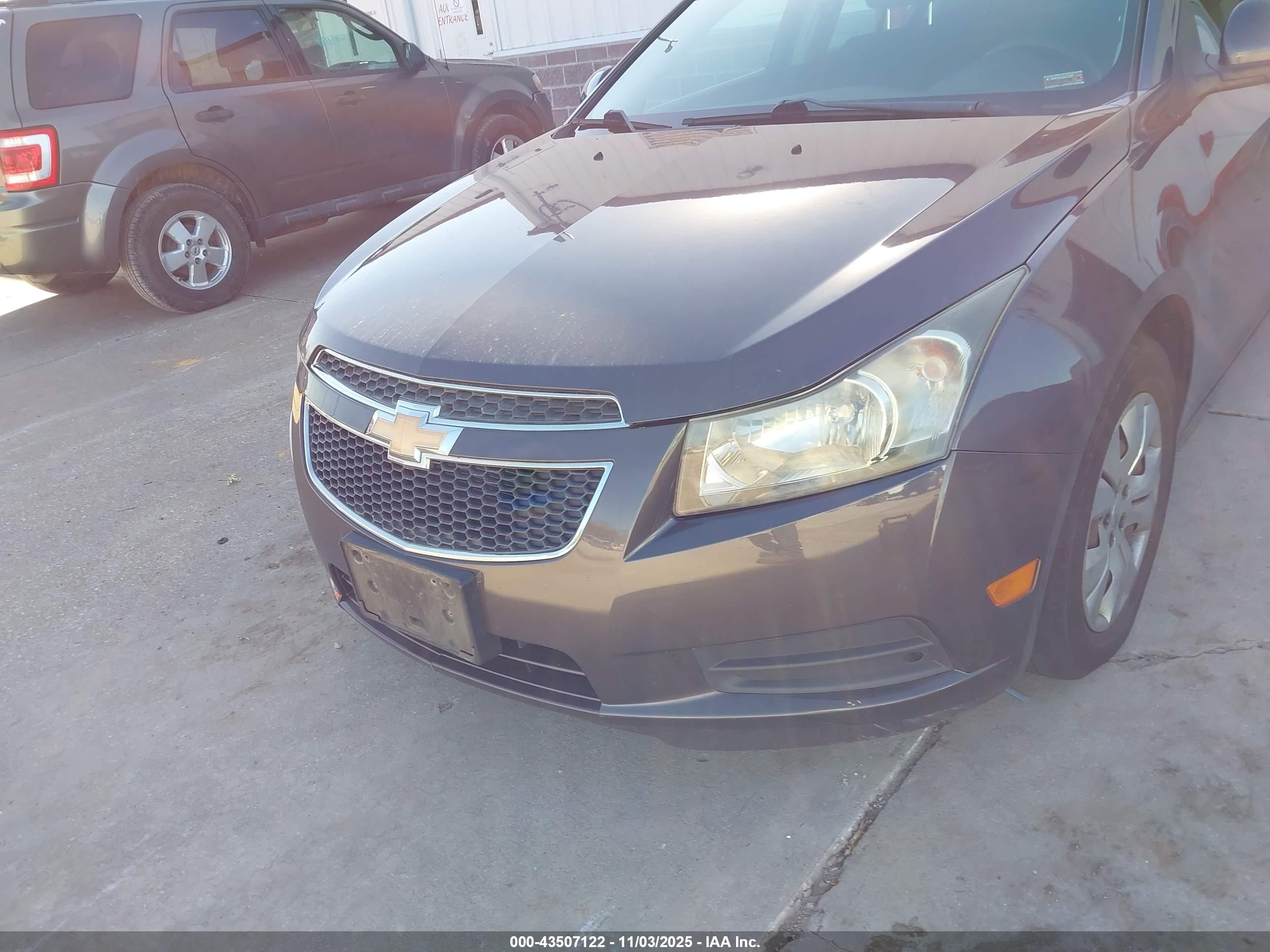 CHEVROLET CRUZE image 6