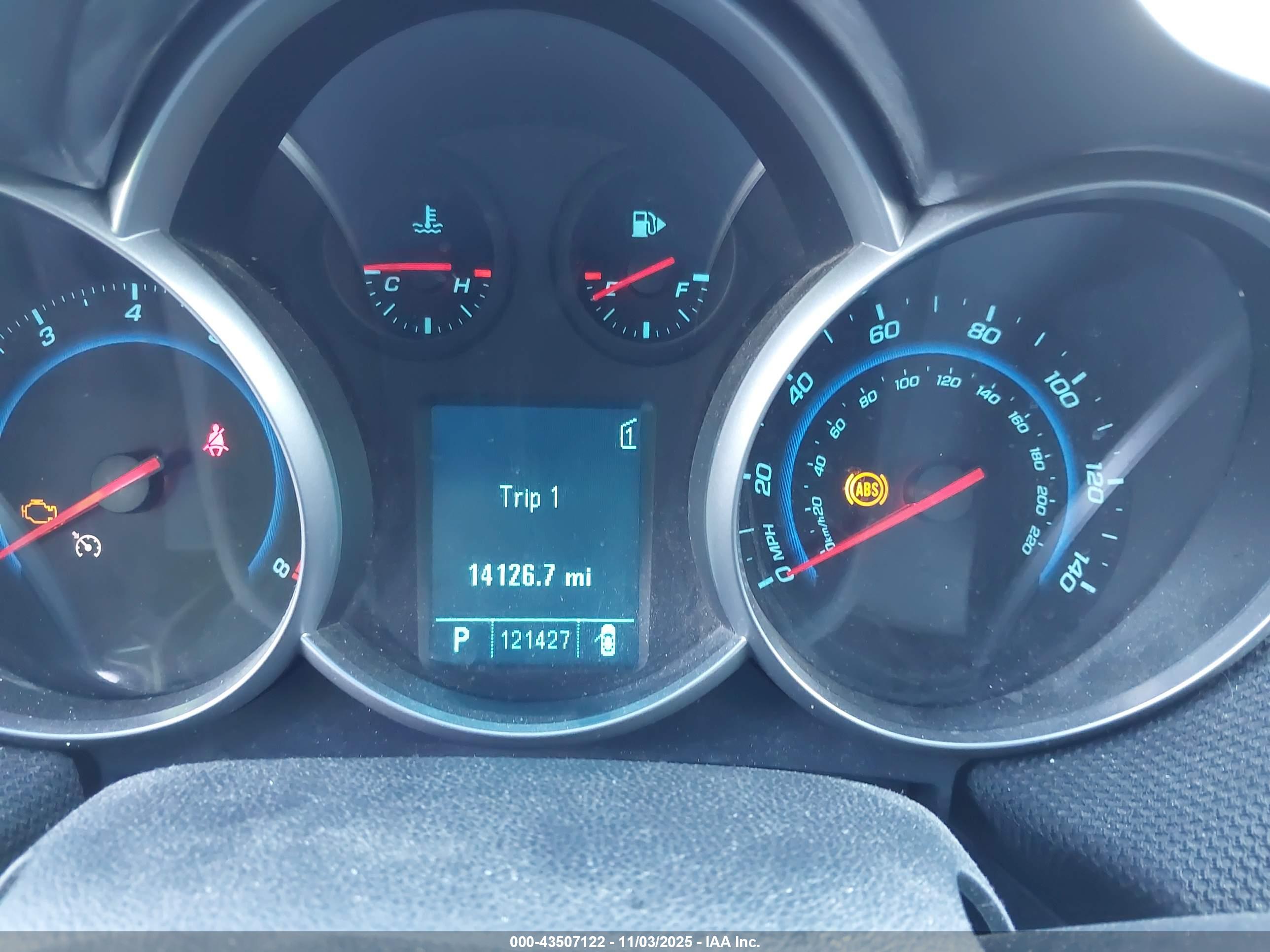 CHEVROLET CRUZE image 7