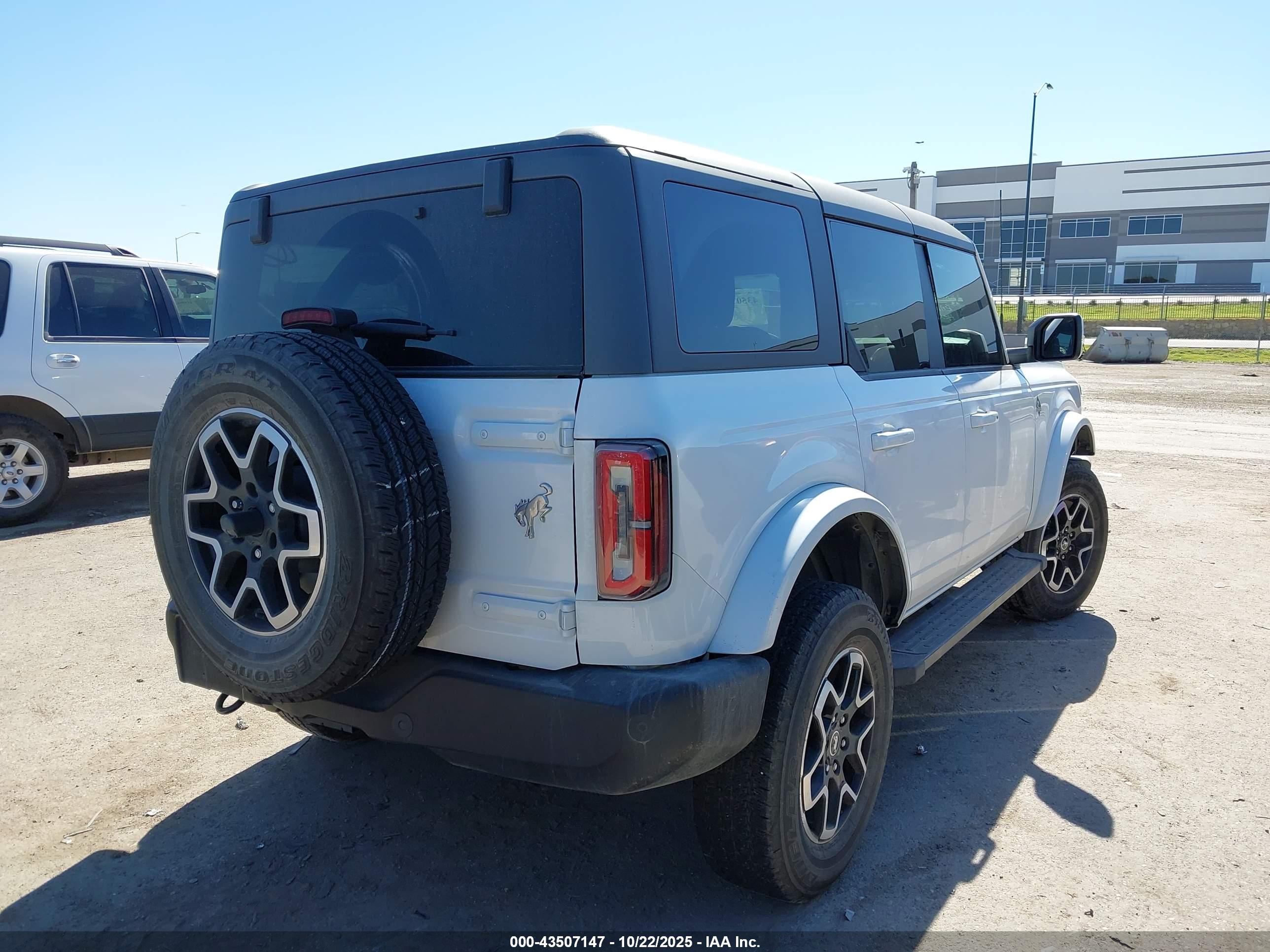 FORD BRONCO image 4