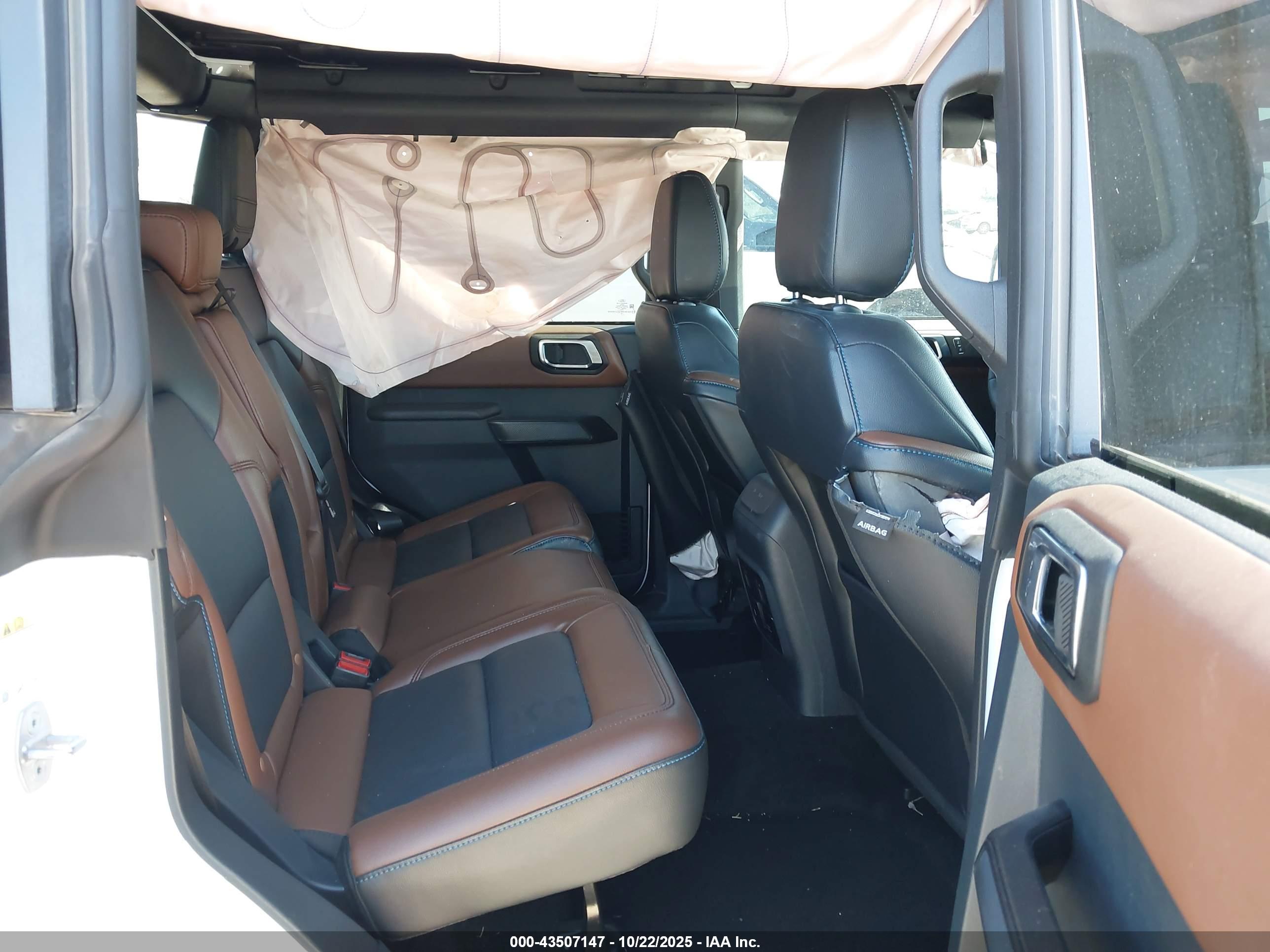 FORD BRONCO image 8