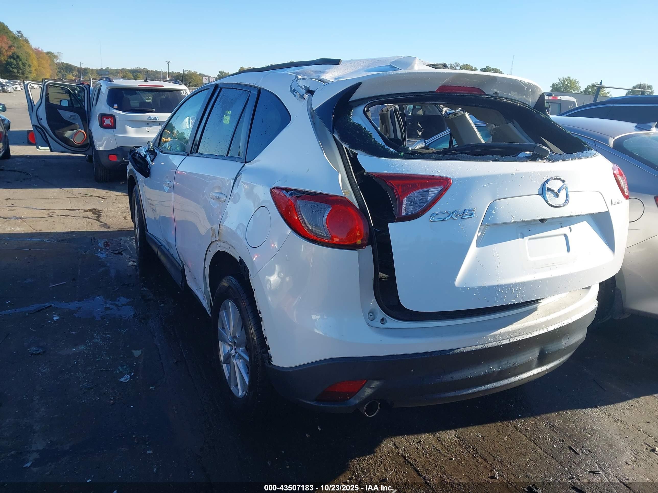 MAZDA CX-5 image 3