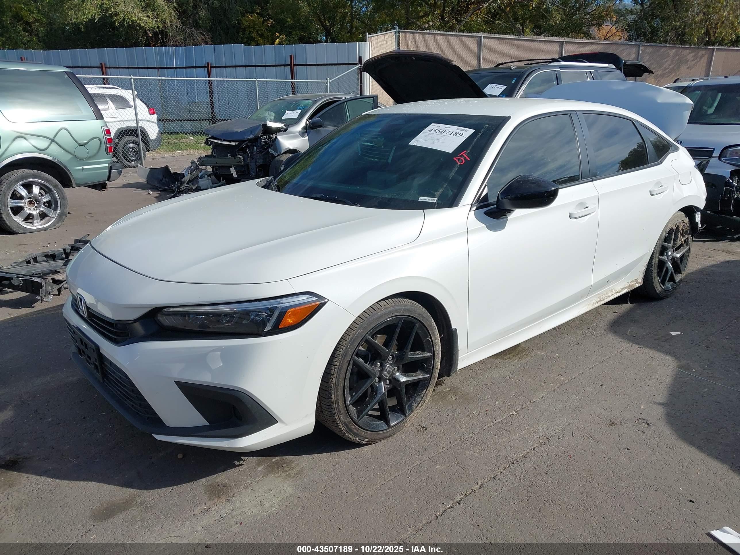 HONDA CIVIC image 2
