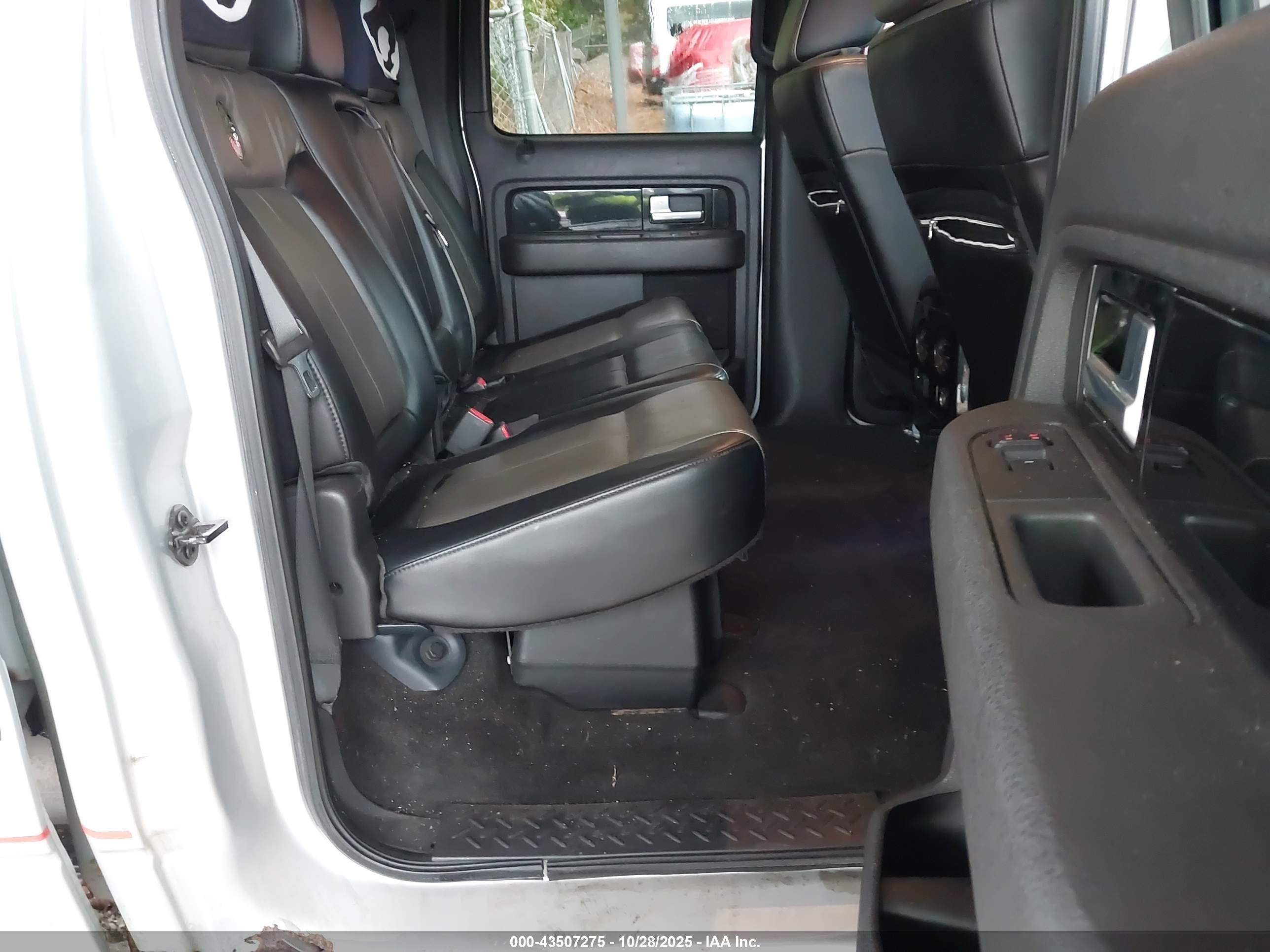 FORD F-150 image 8