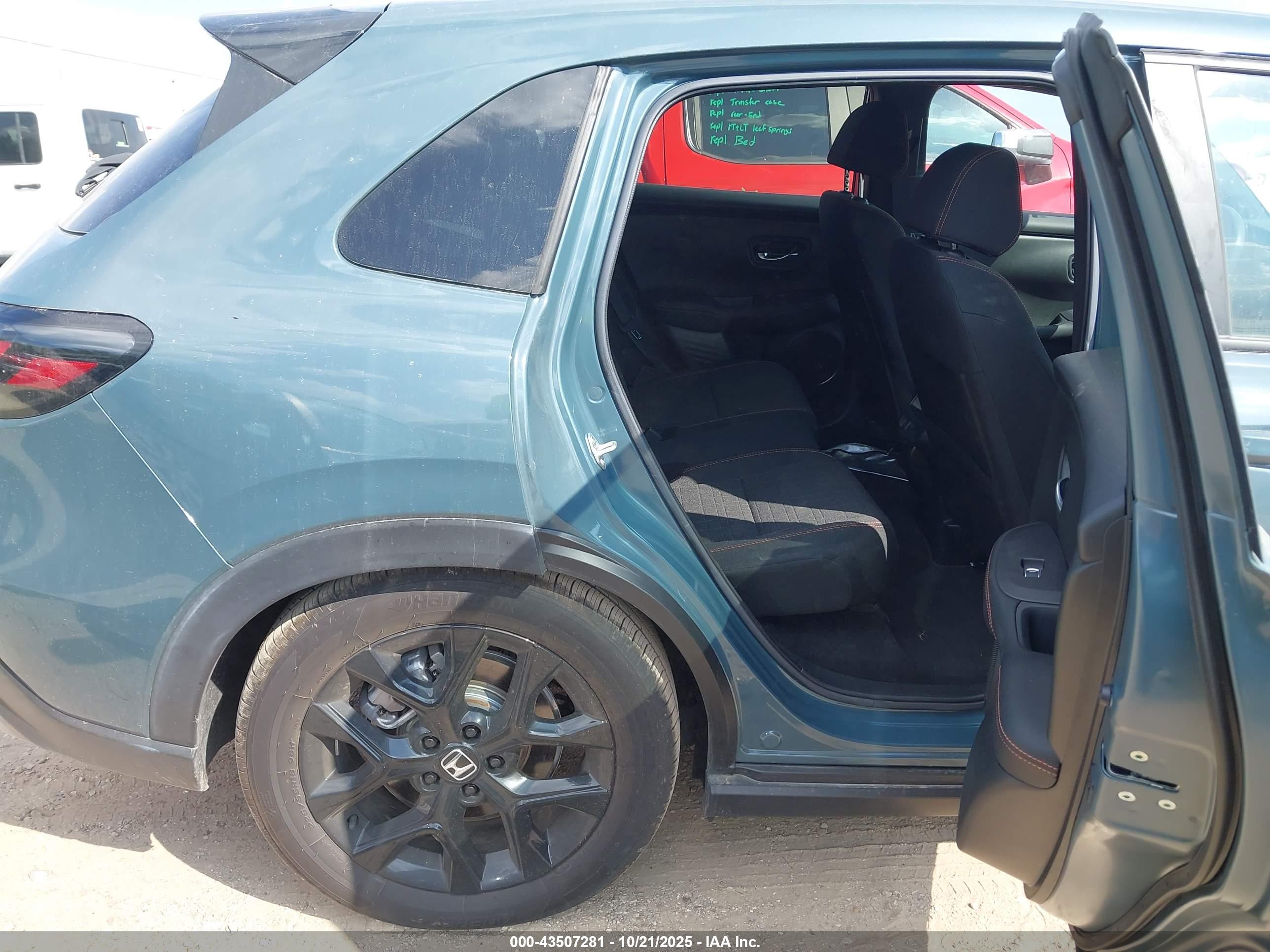 HONDA HR-V image 8