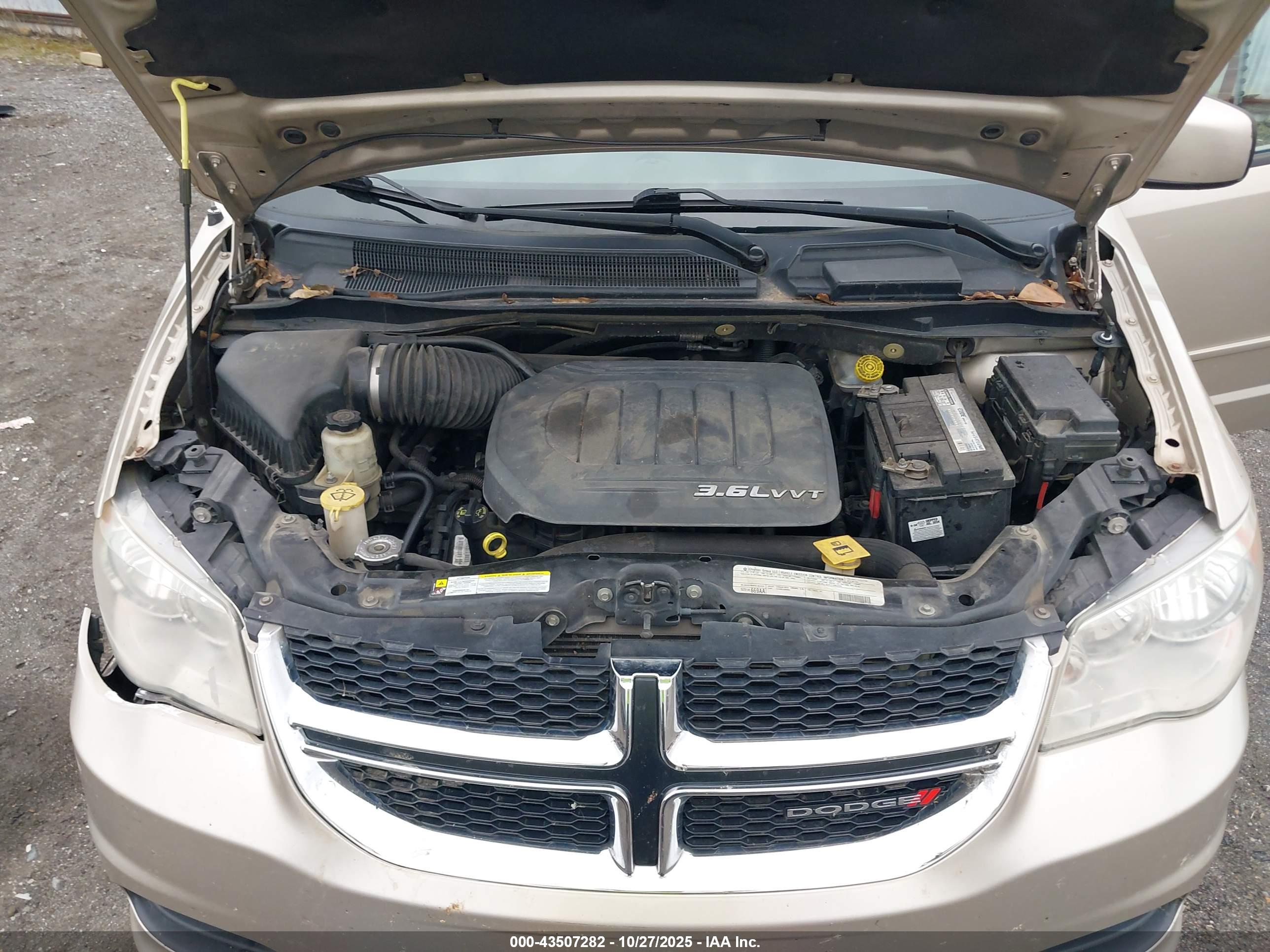 DODGE GRAND image 10