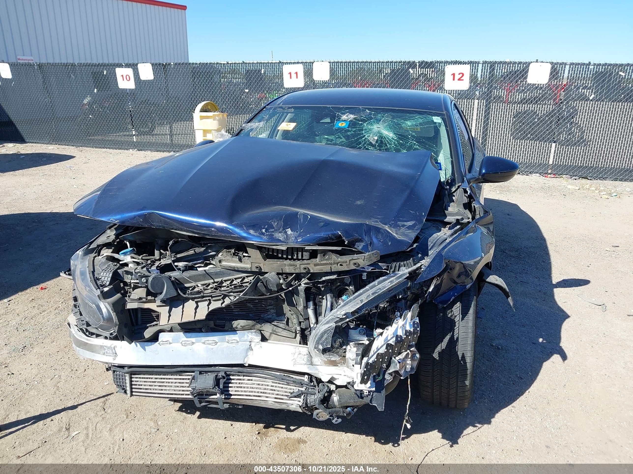 HONDA ACCORD image 2