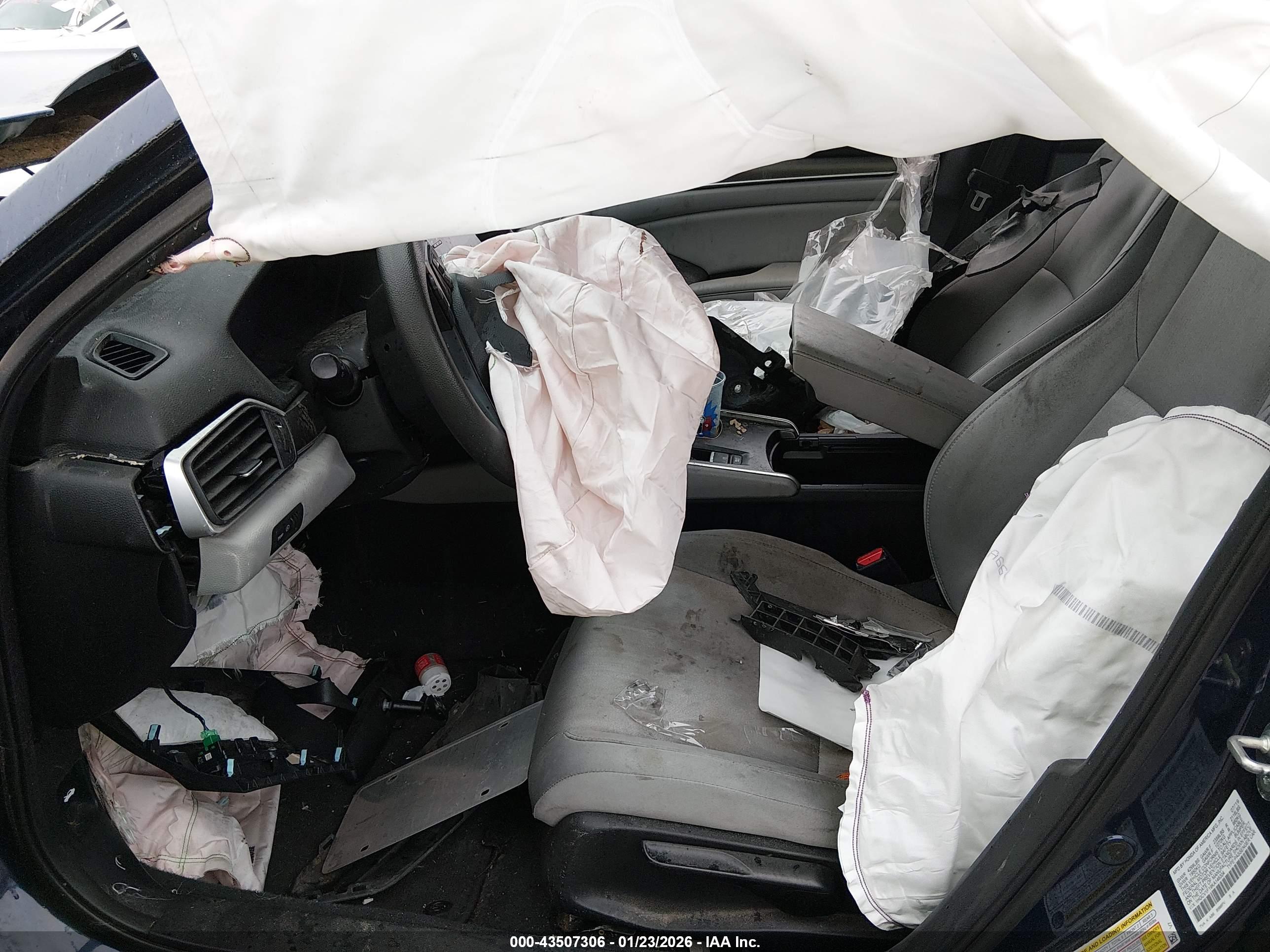 HONDA ACCORD image 5