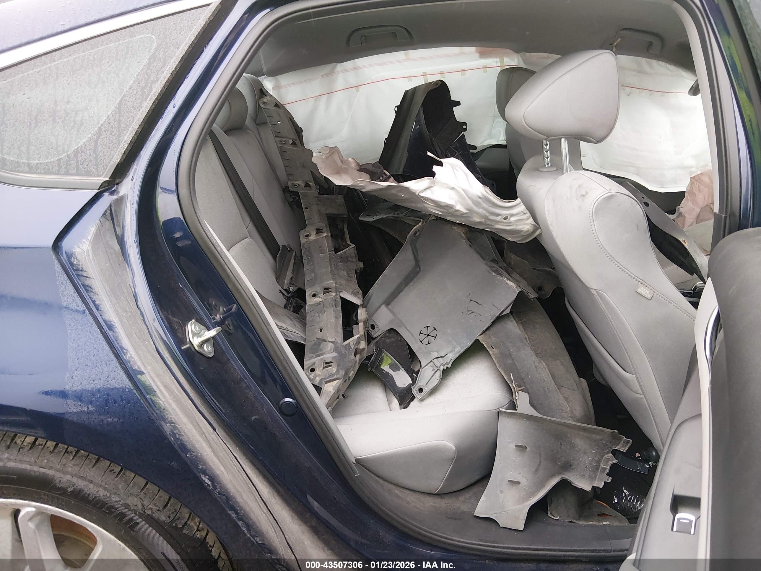 HONDA ACCORD image 8