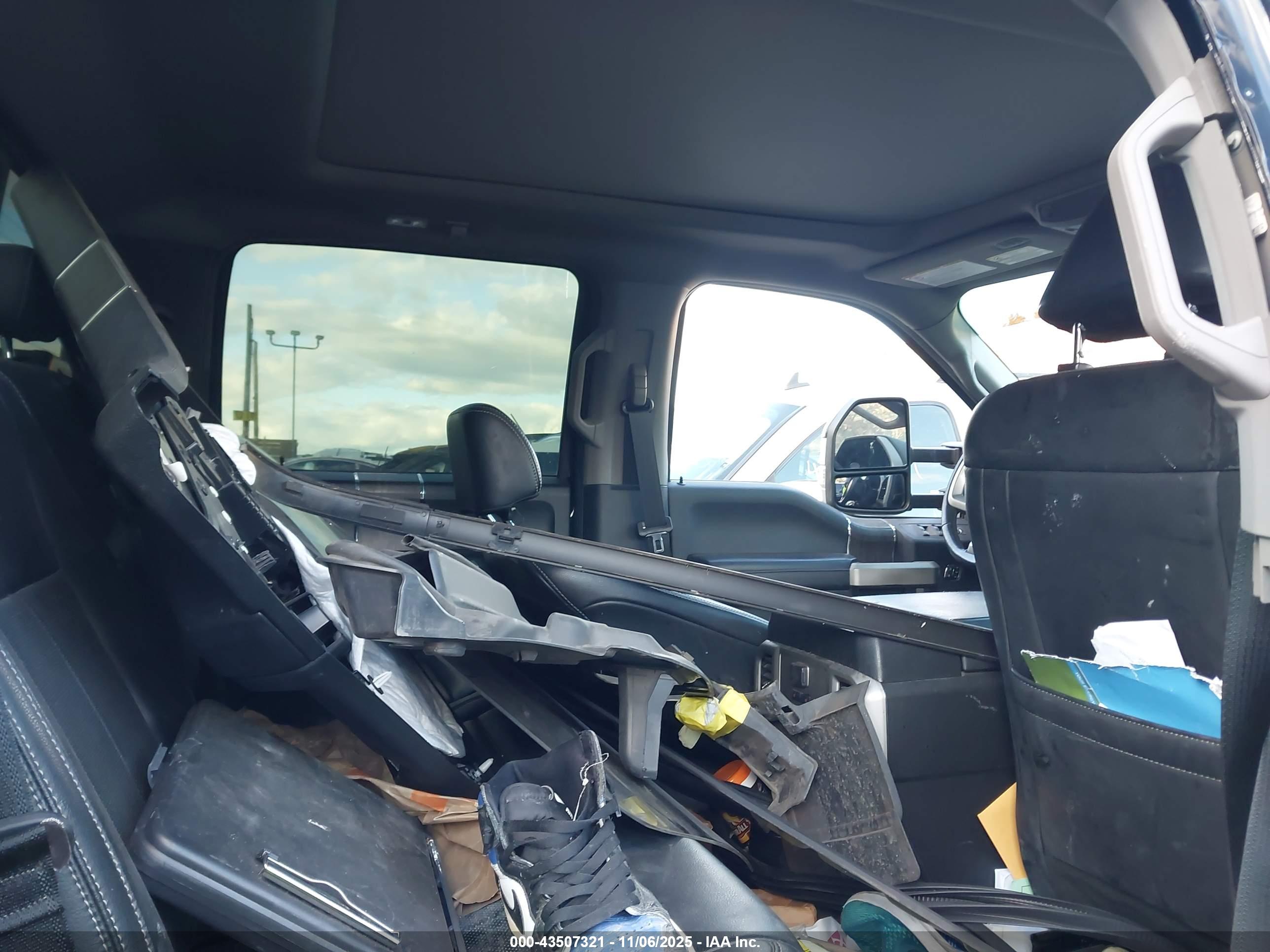 FORD F-250 image 8
