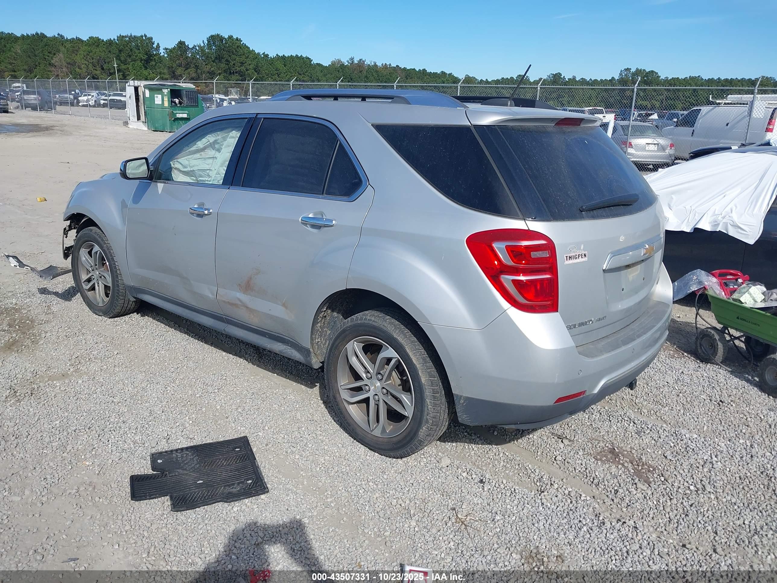 CHEVROLET EQUINOX image 3