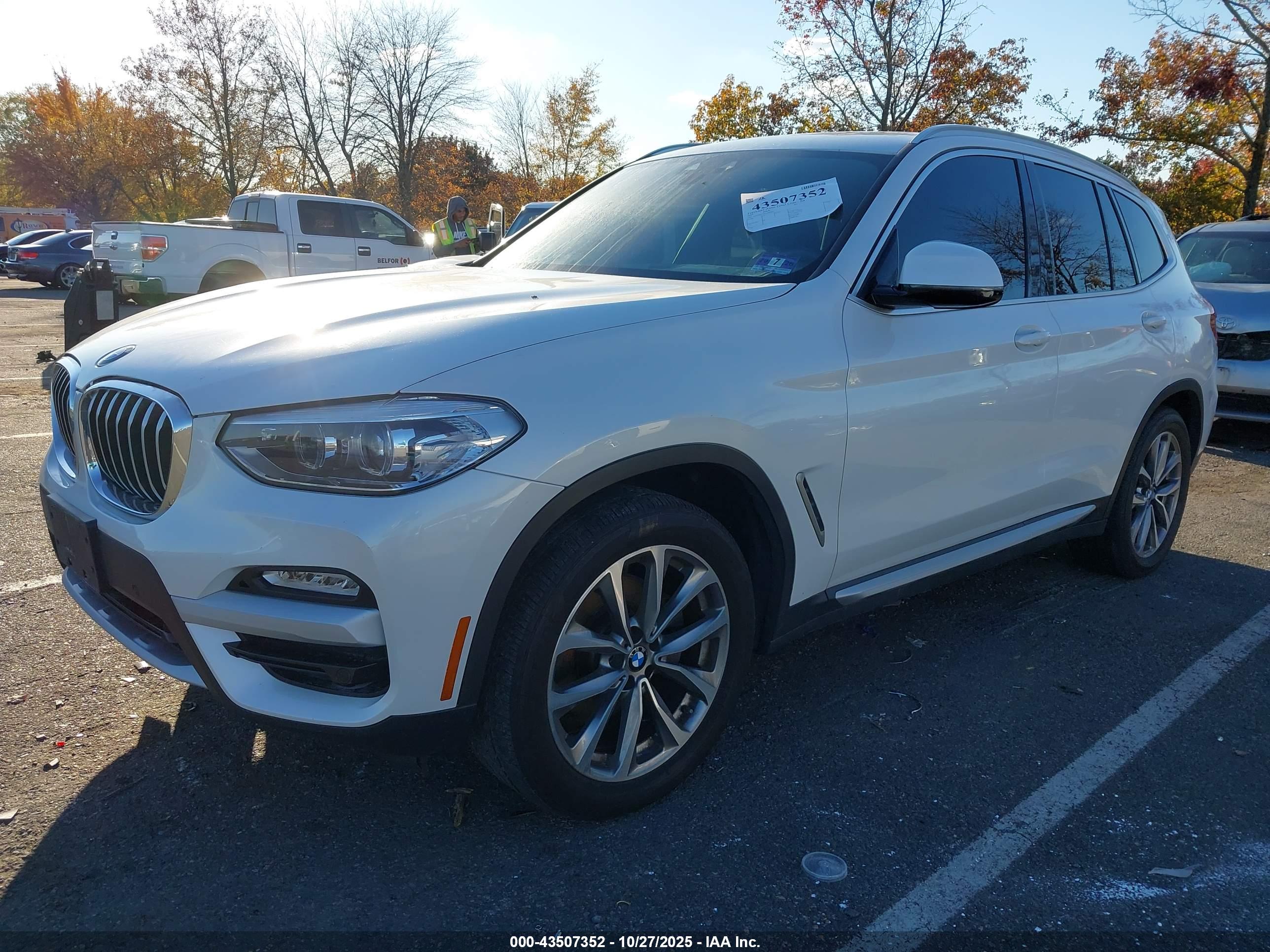 BMW X3 image 2