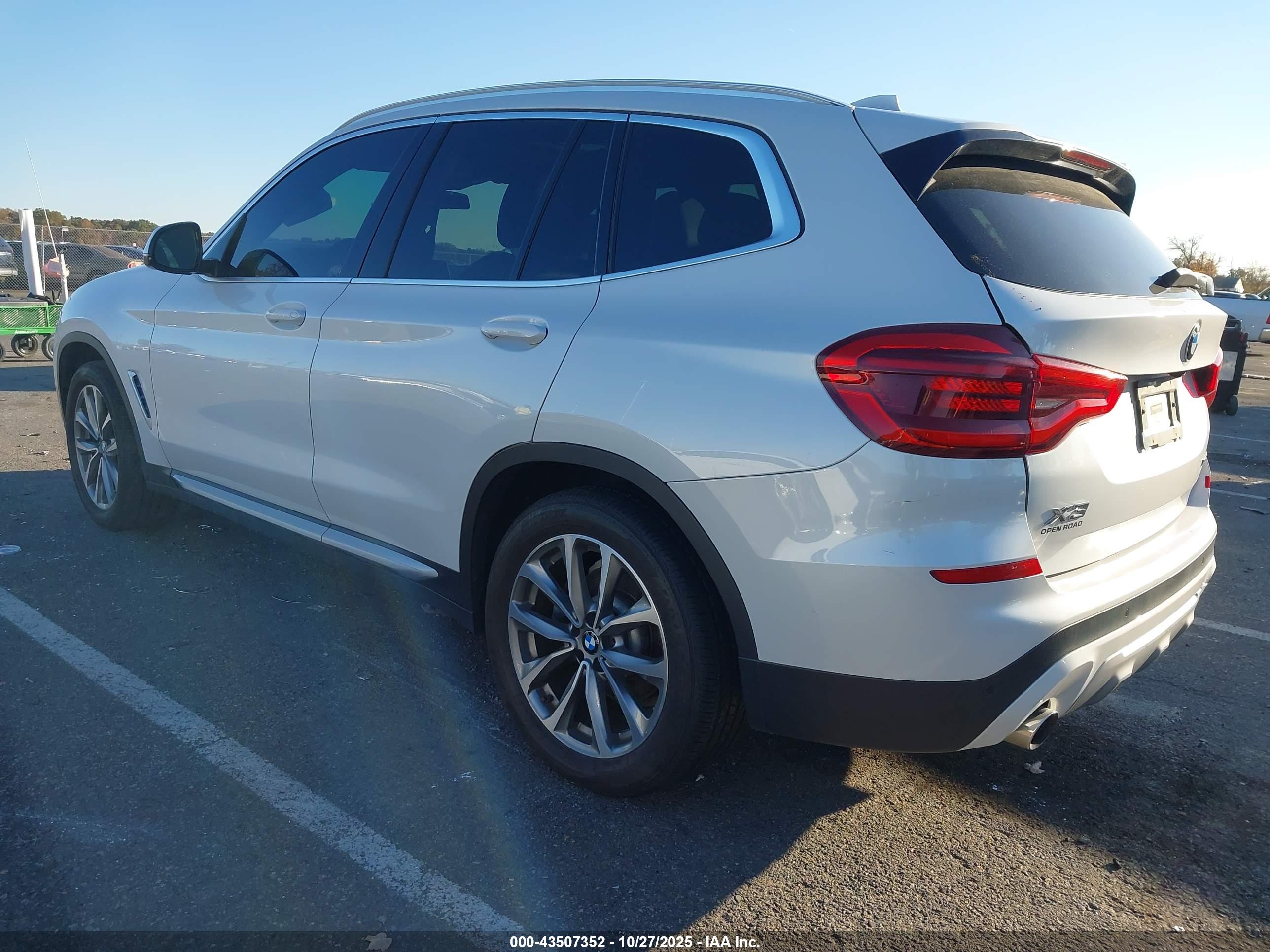 BMW X3 image 3