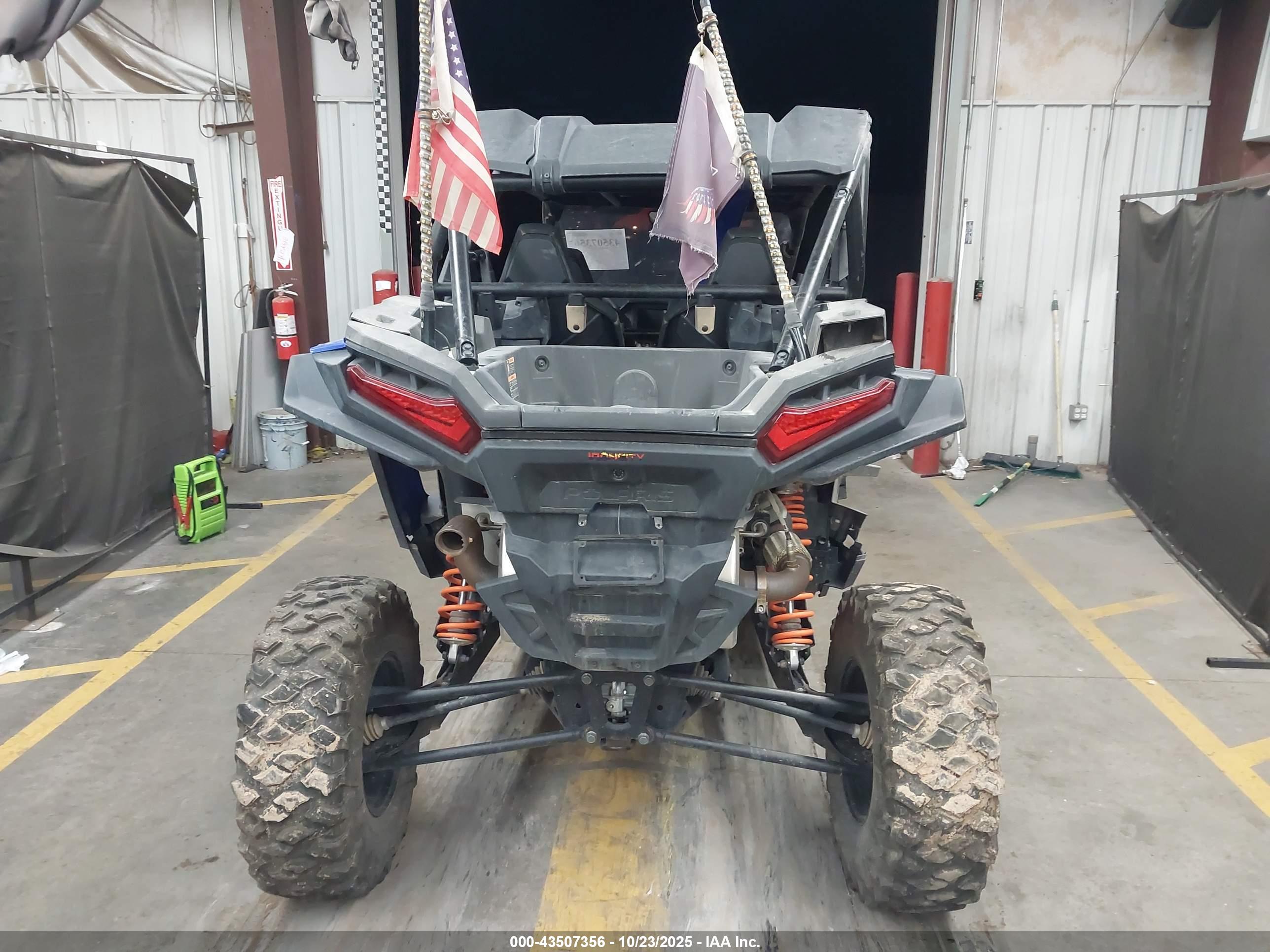 POLARIS RZR image 6