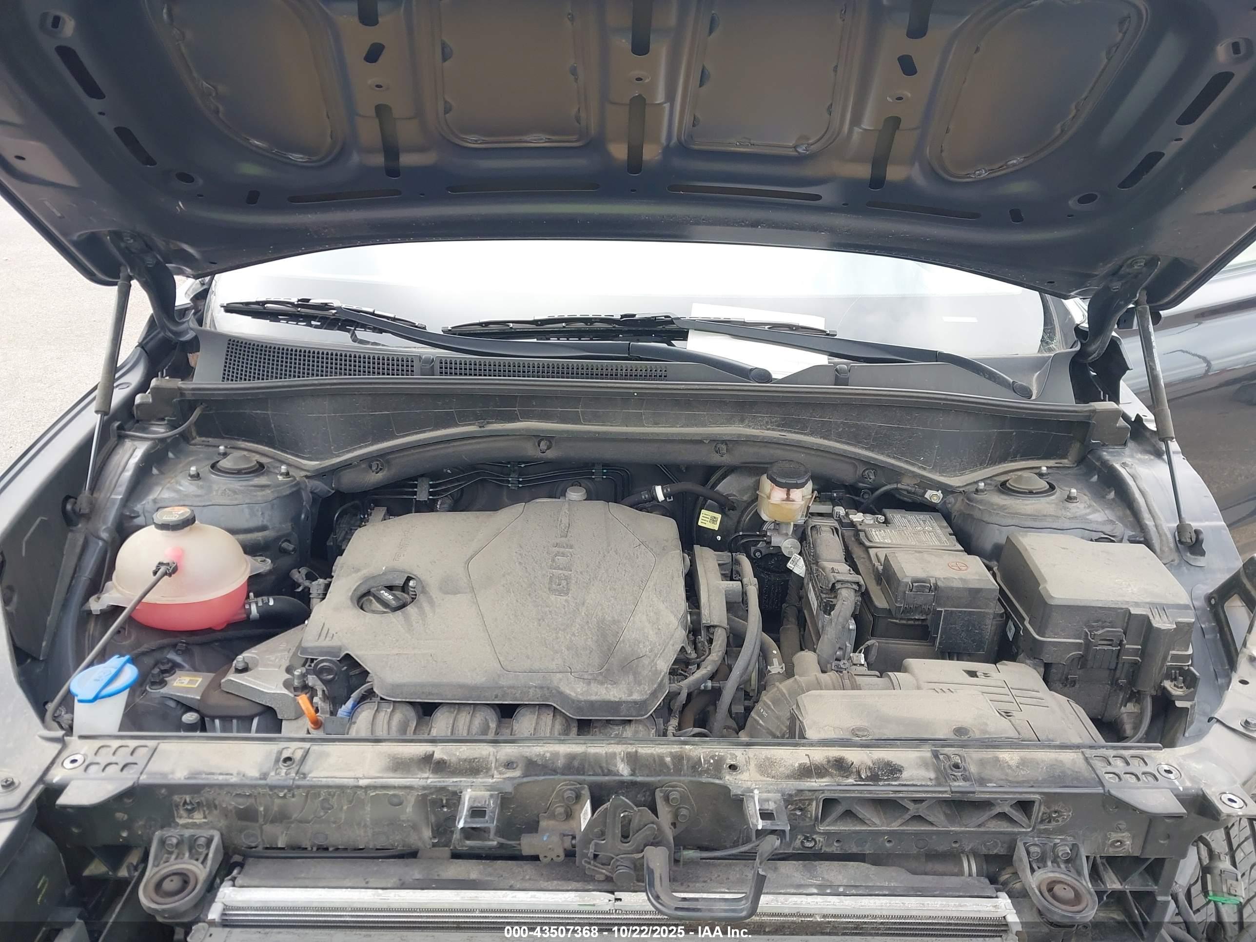 HYUNDAI SANTA image 10