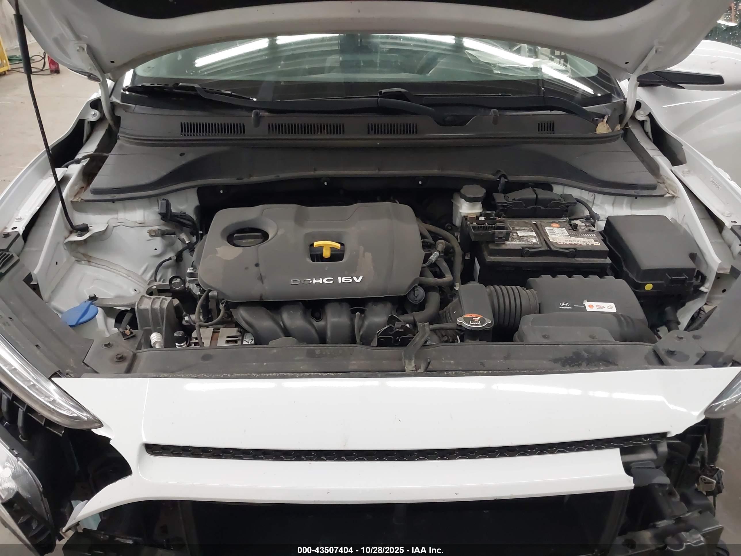 HYUNDAI KONA image 10