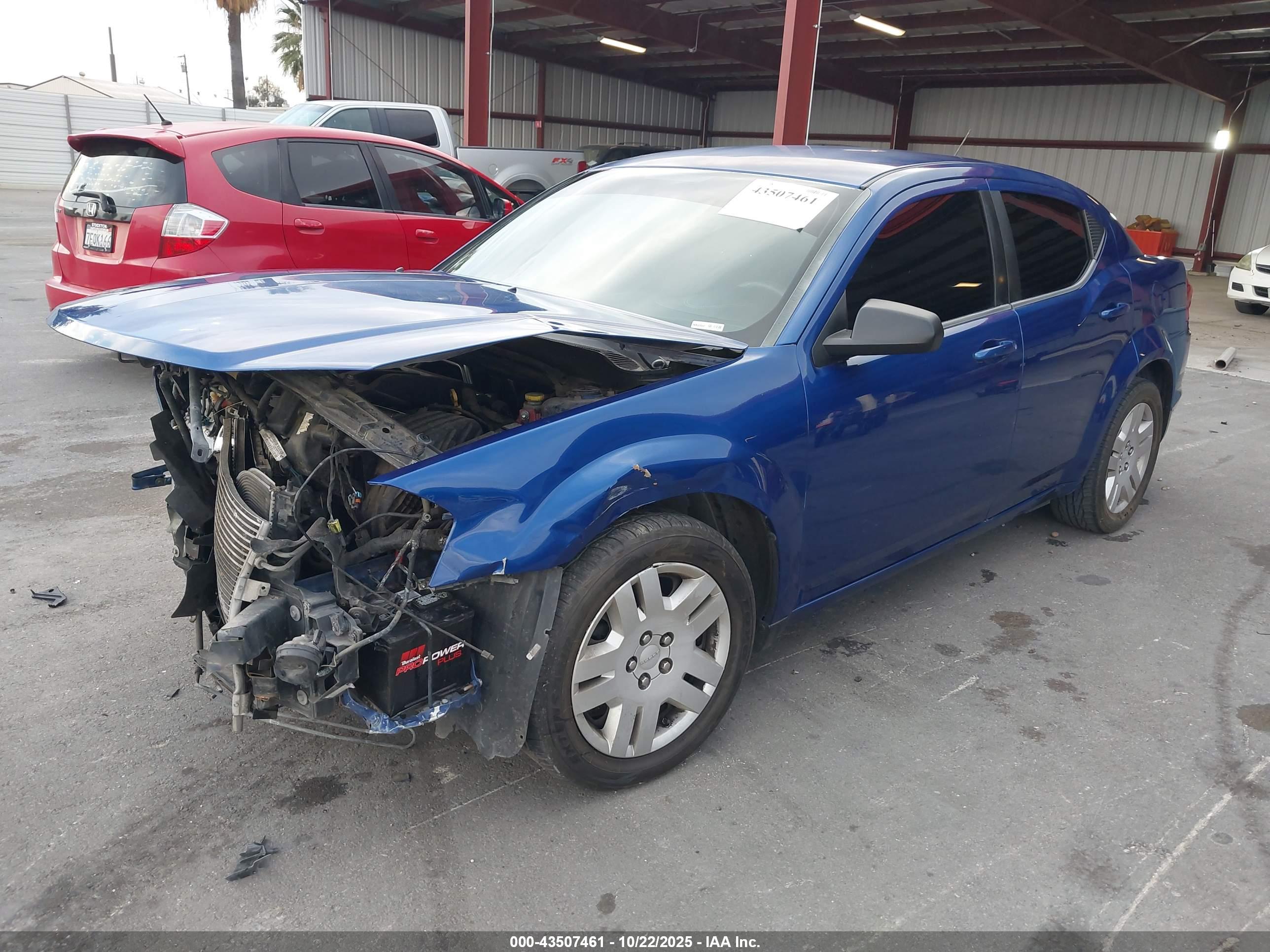 DODGE AVENGER image 2