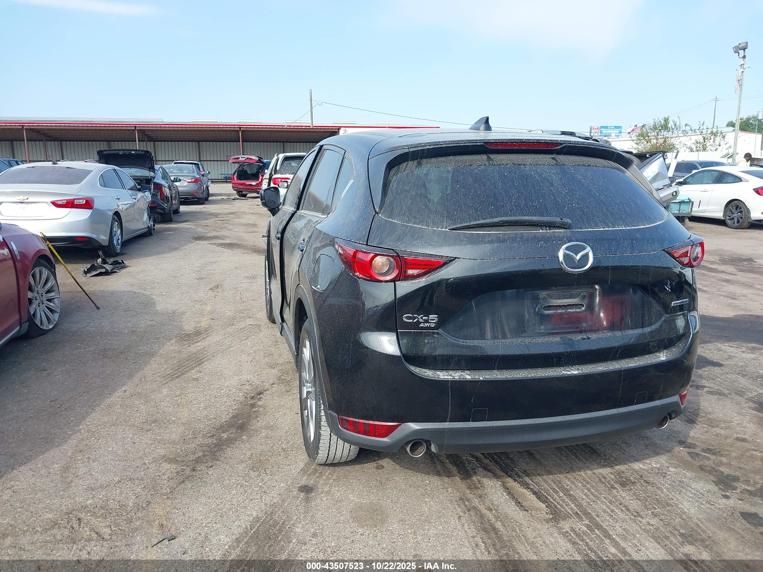 MAZDA CX-5 image 3