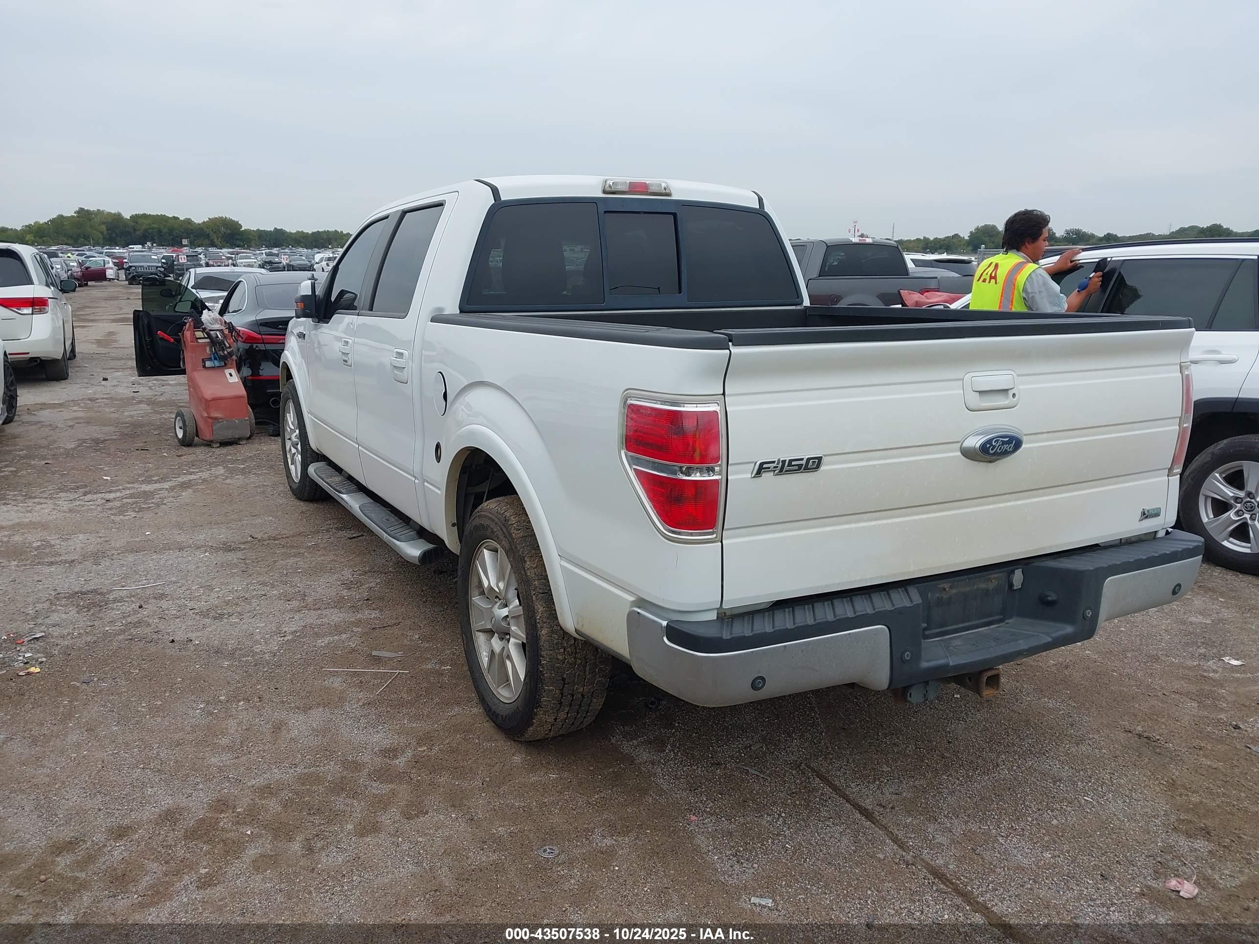 FORD F-150 image 3