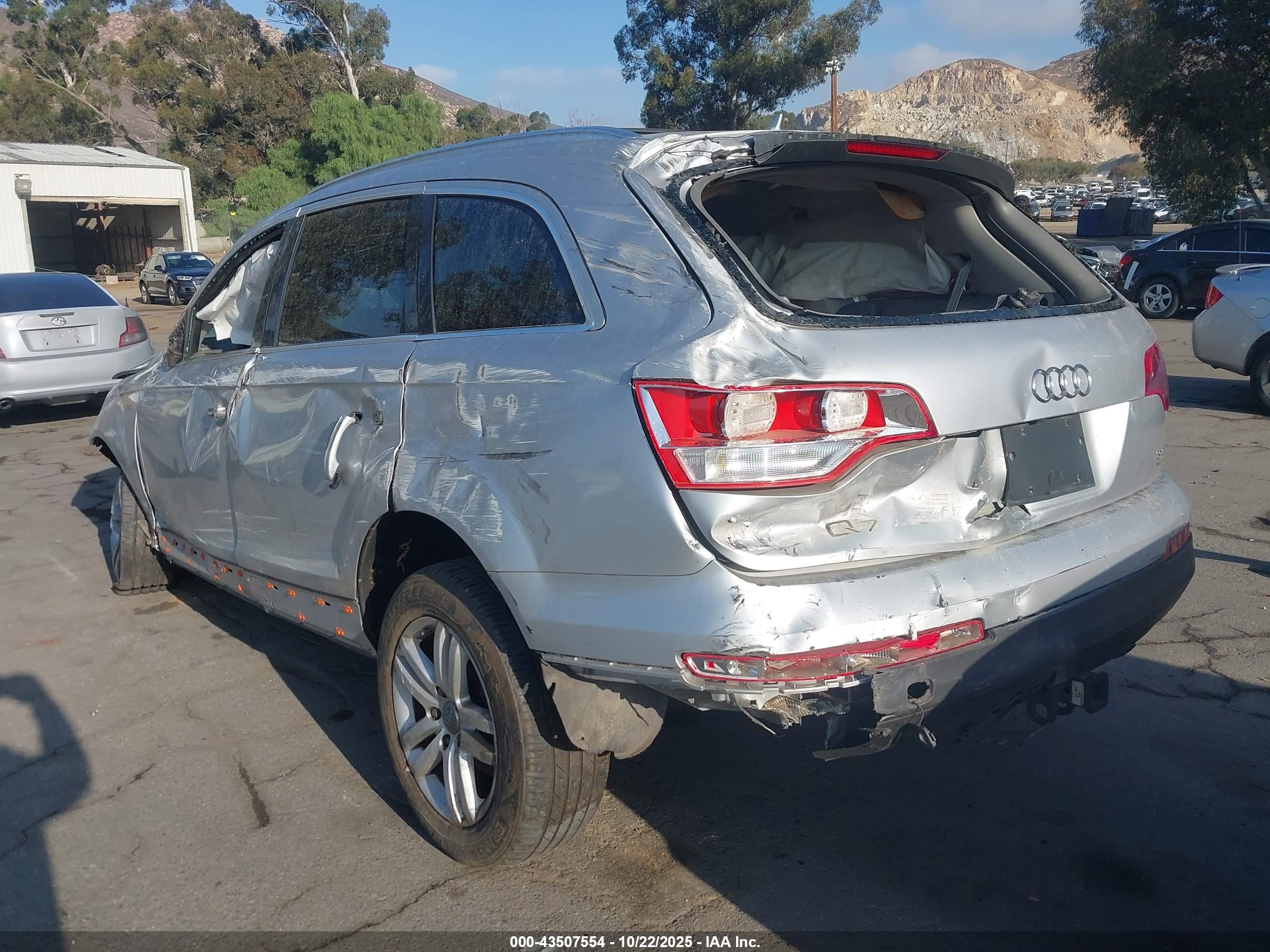 AUDI Q7 image 3