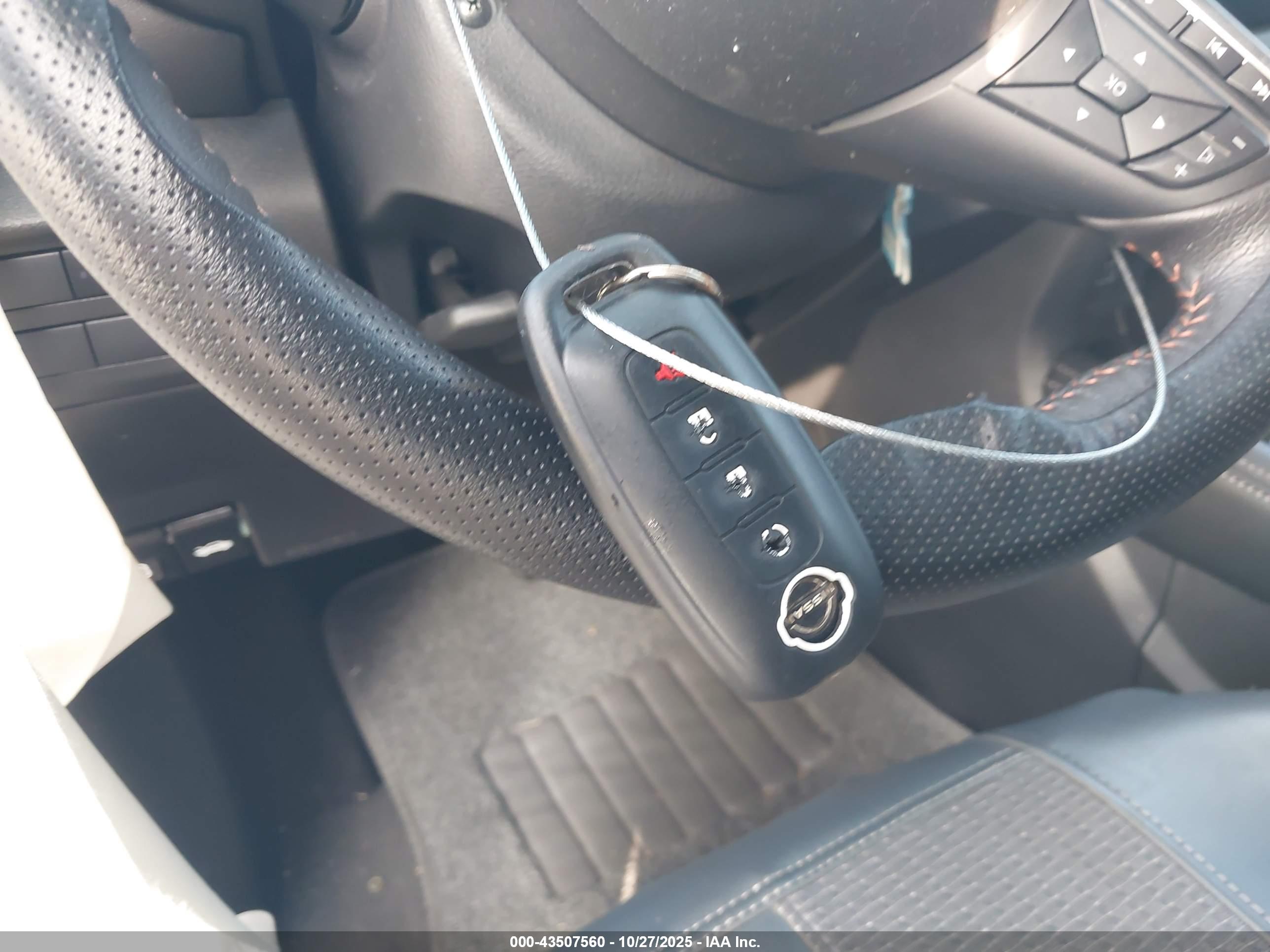 NISSAN KICKS image 11