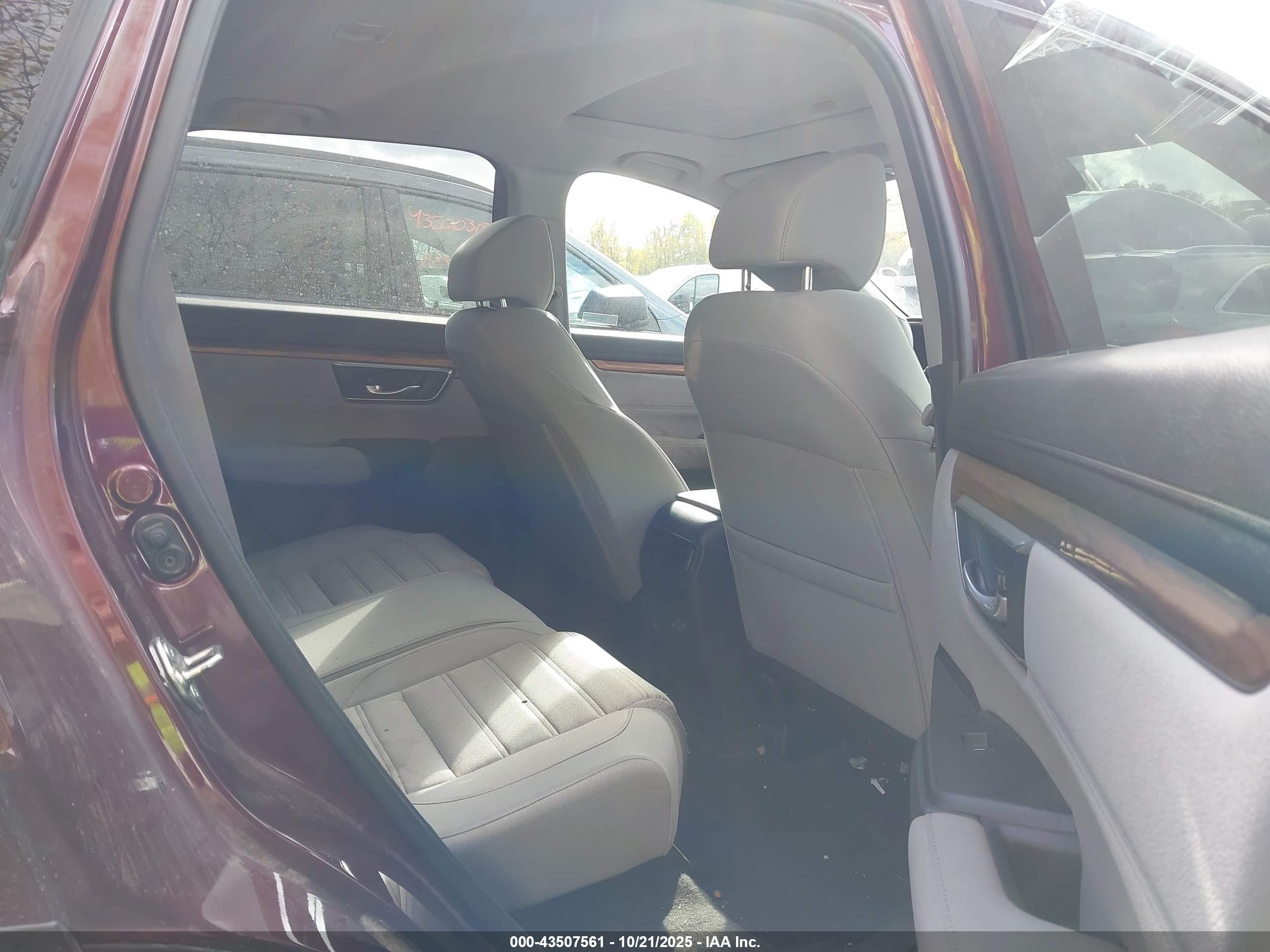 HONDA CR-V image 8