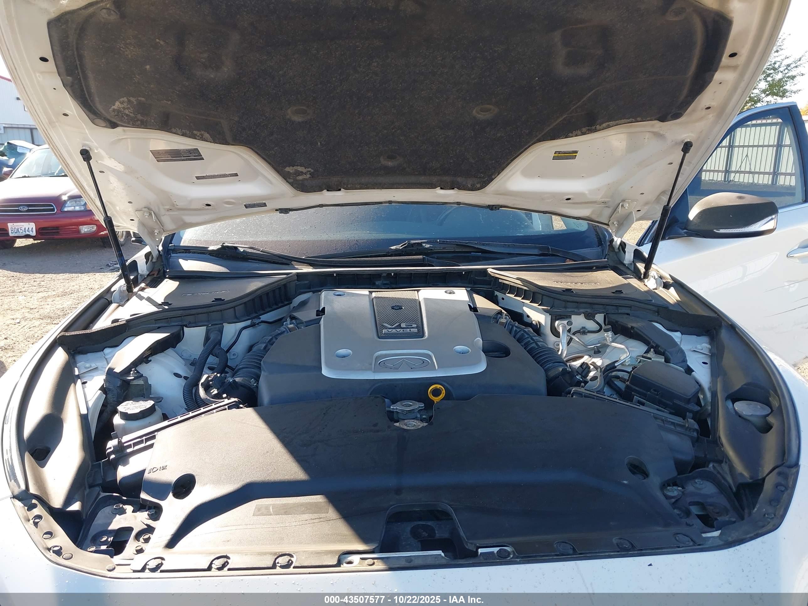 INFINITI Q50 image 10