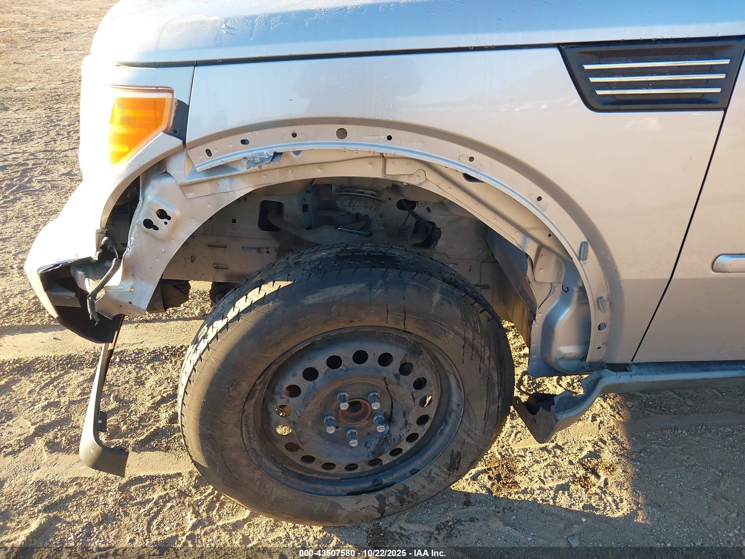 DODGE NITRO image 6