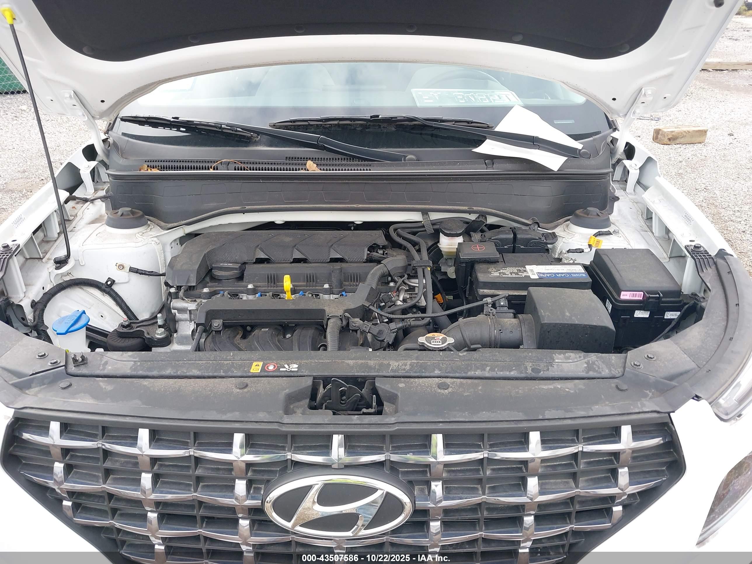 HYUNDAI VENUE image 10