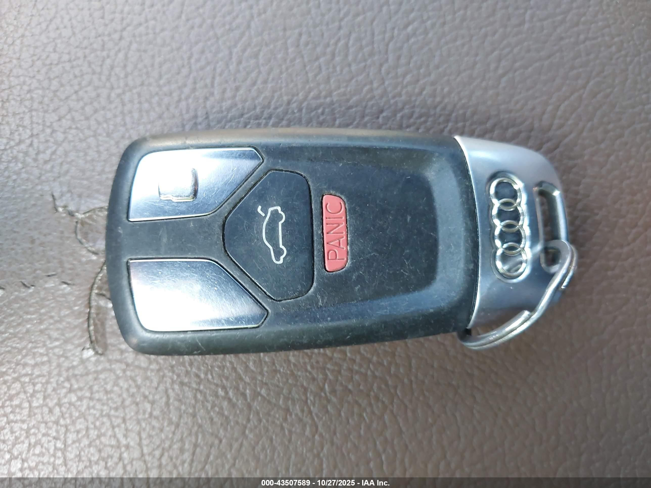 AUDI A4 image 11