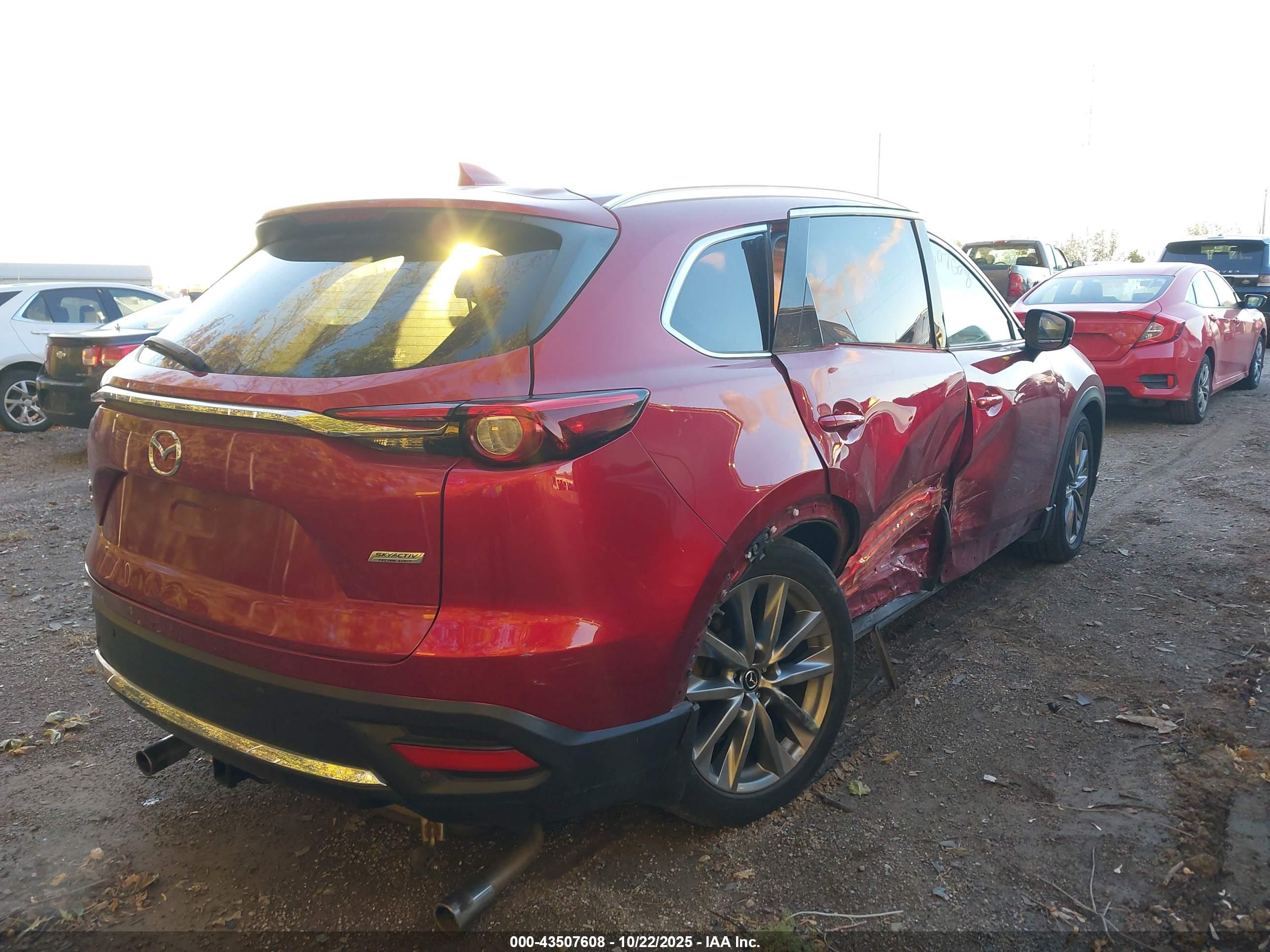 MAZDA CX-9 image 4