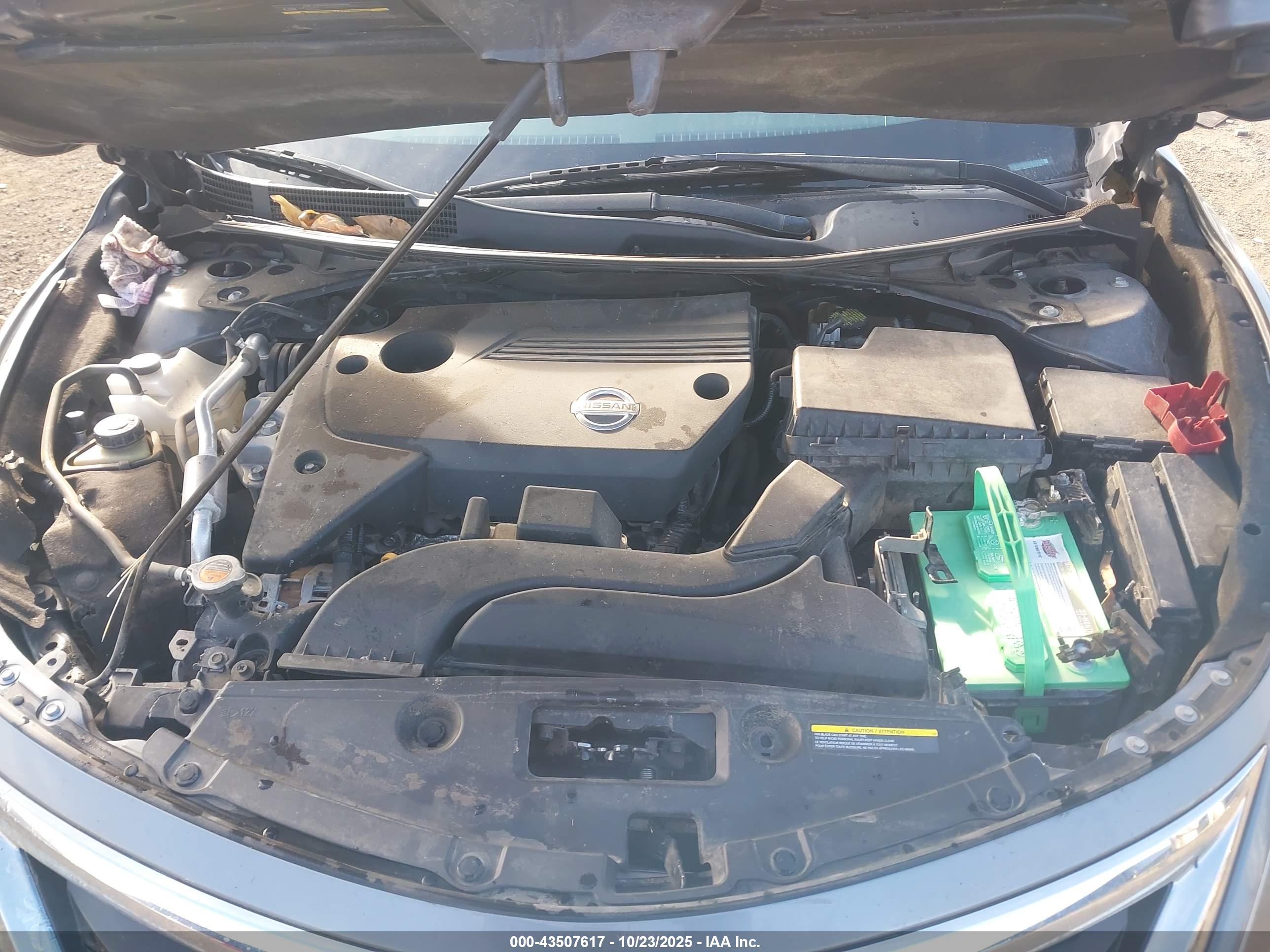 NISSAN ALTIMA image 10